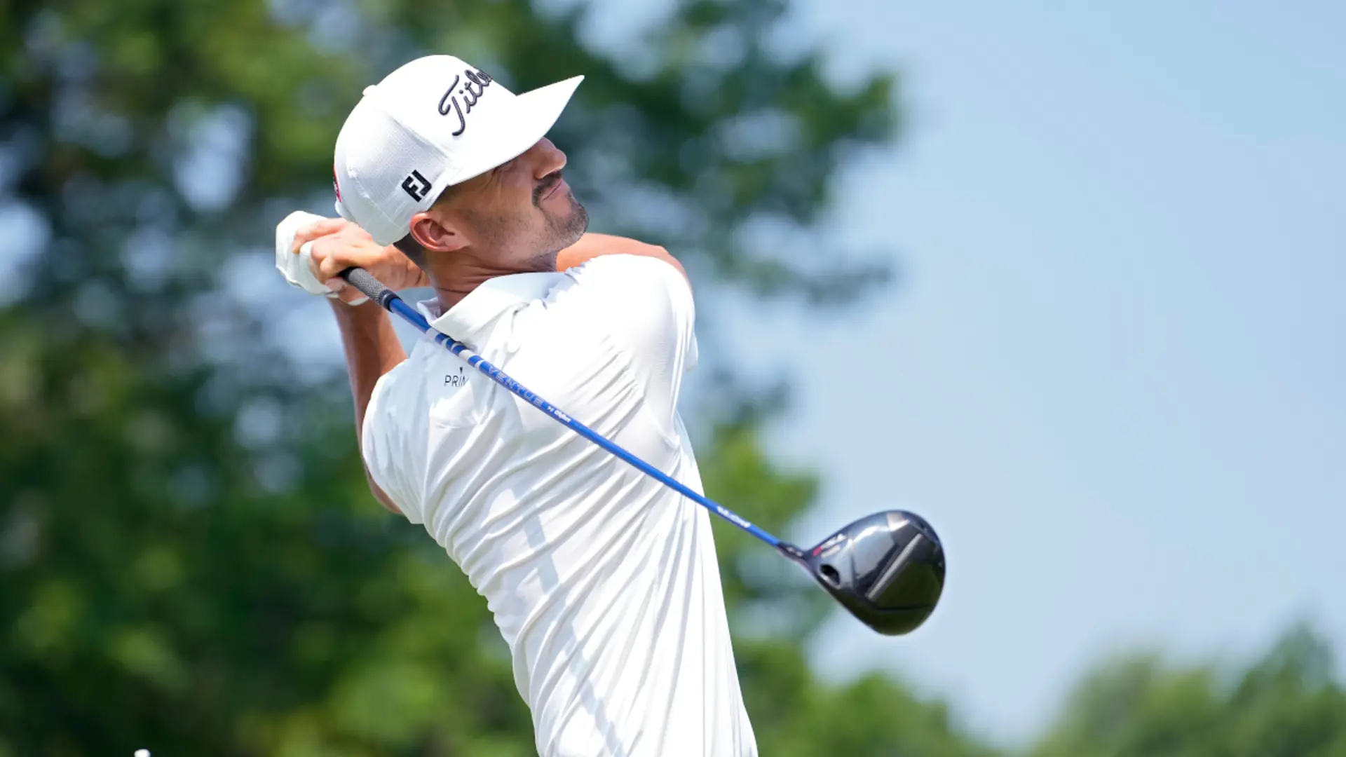 Knowles soars with eagles to share PGA Detroit lead