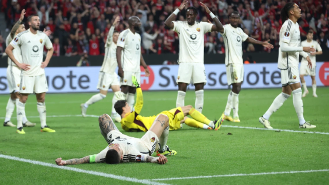 Gianluca Mancini | Own Goal | Bayer Leverkusen v AS Roma | SF | 2nd Leg | UEFA Europa League