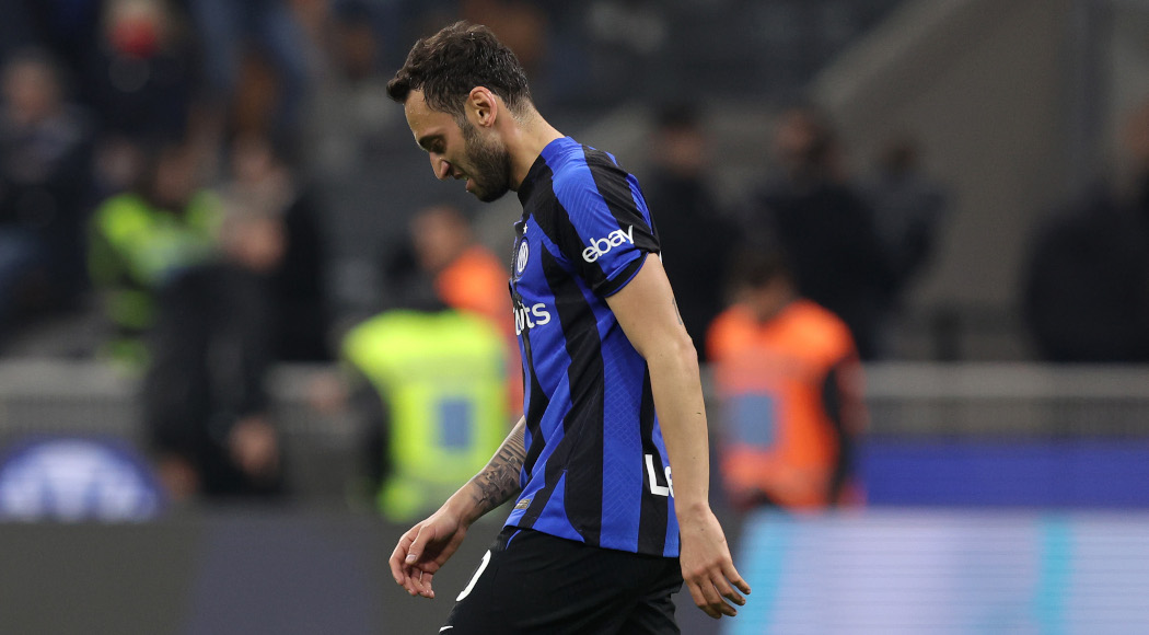 Calhanoglu a doubt for Benfica quarterfinal with injury