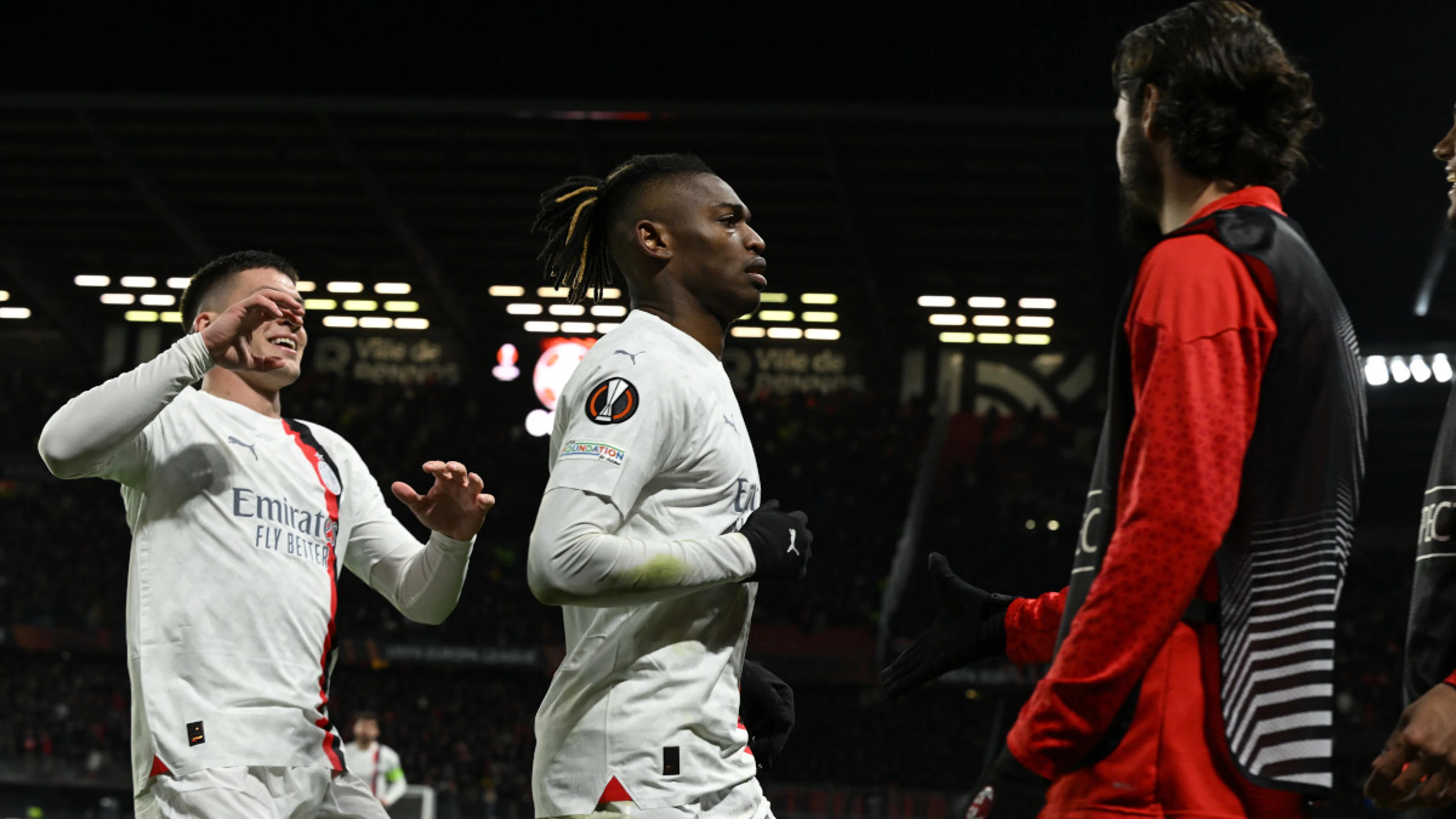 Milan, Benfica and Marseille reach Europa League last 16