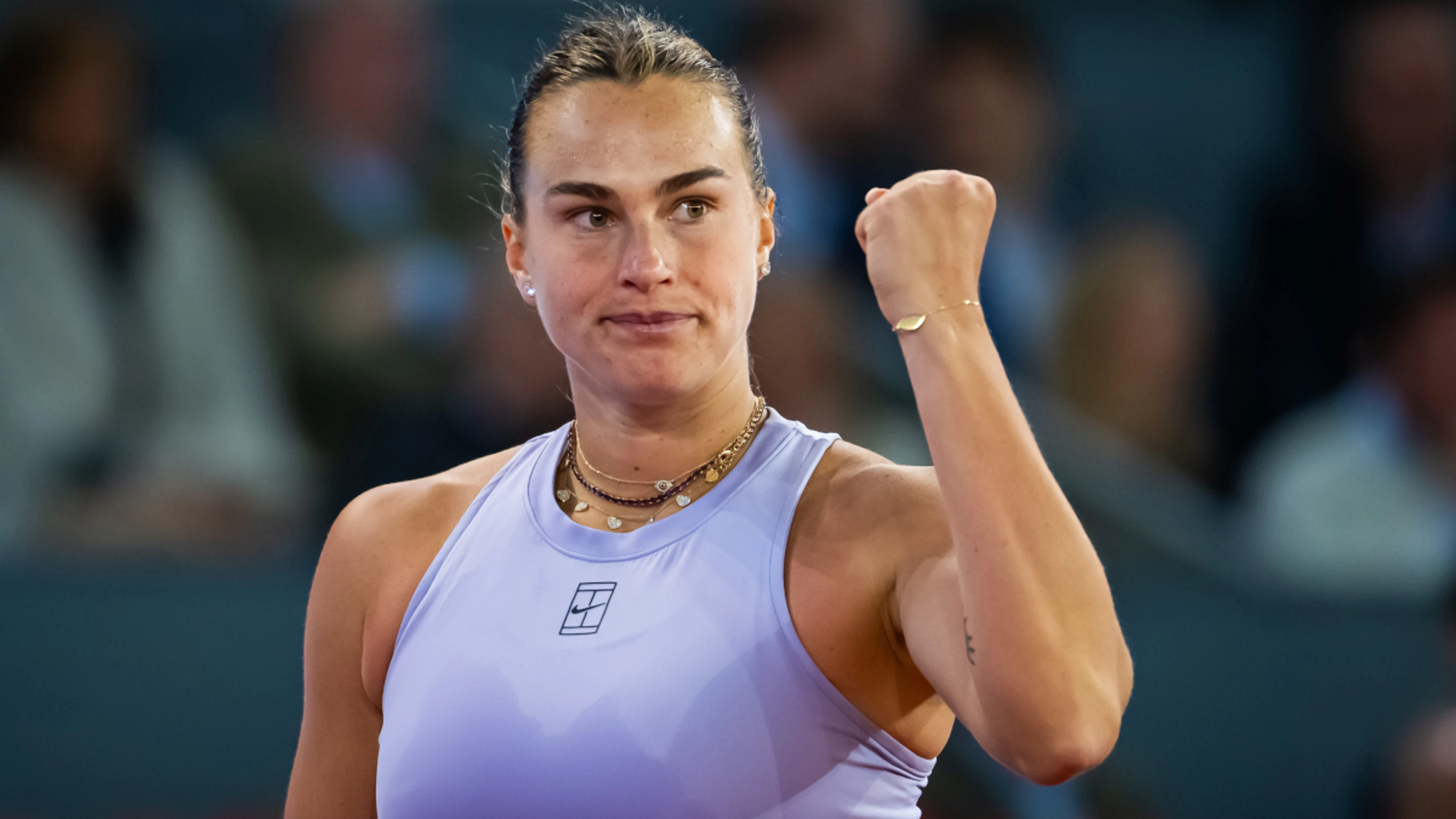Sabalenka and Swiatek pass tough tests to reach Madrid Open semis
