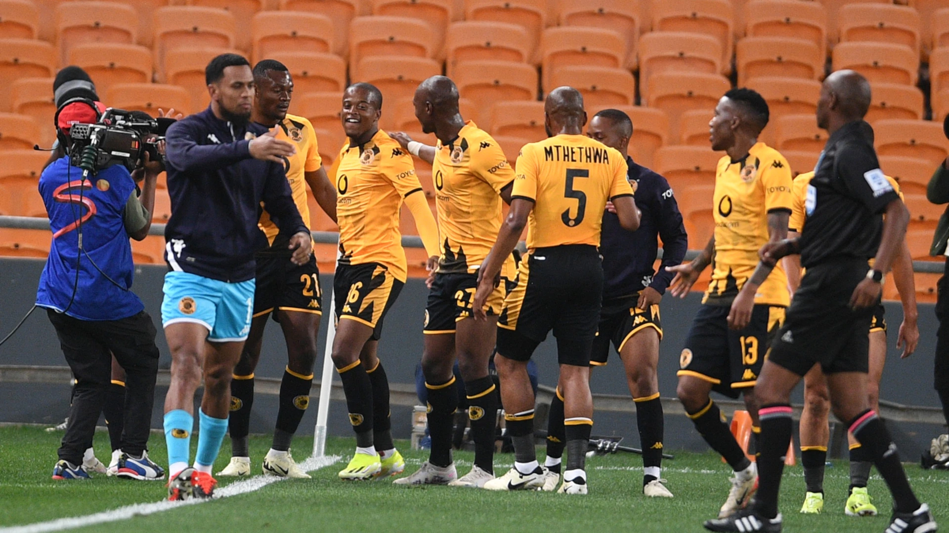 Johnson declares Chiefs back on track ahead of Soweto Derby | SuperSport