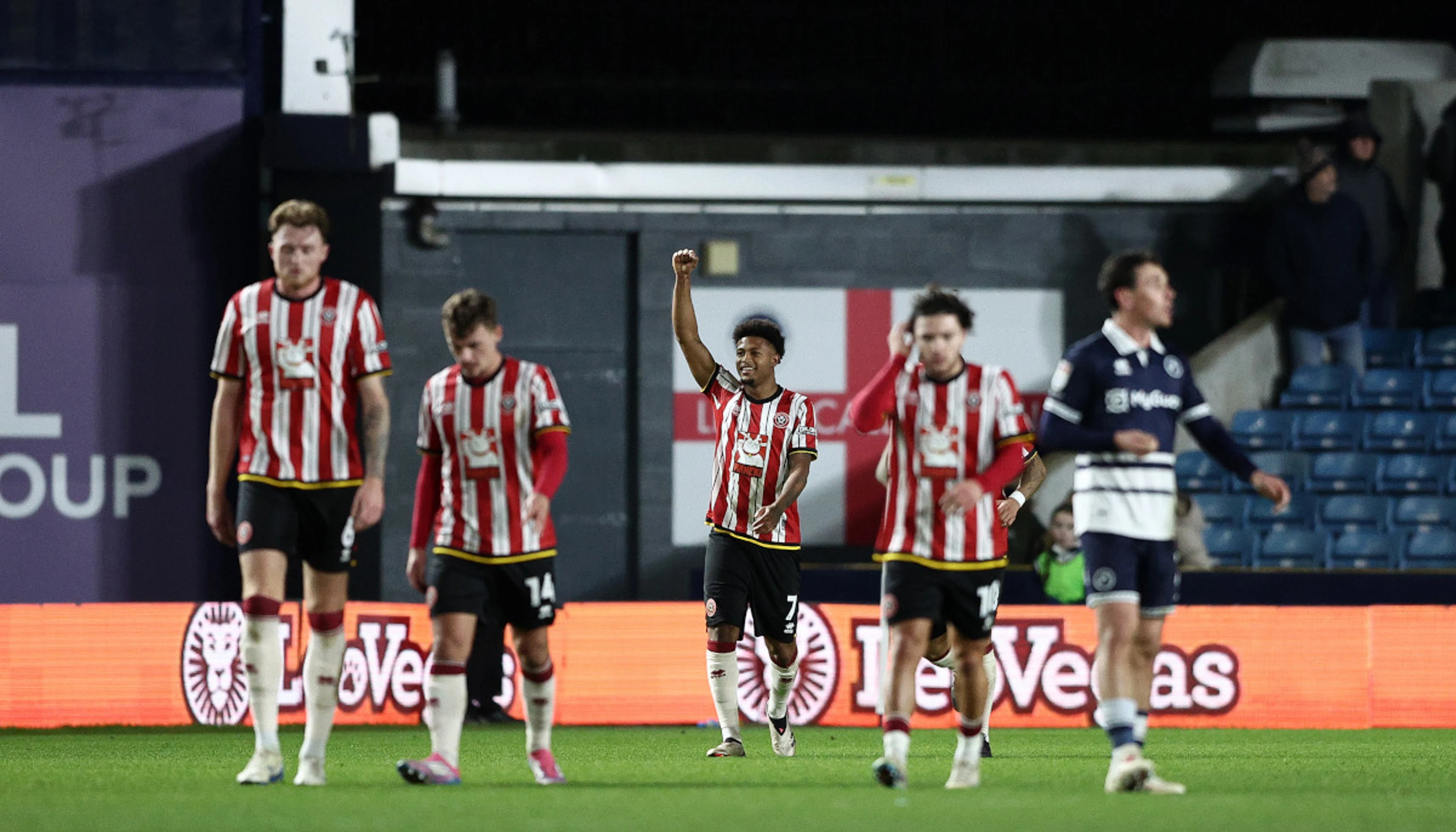 Sheffield Utd seize top spot in Championship