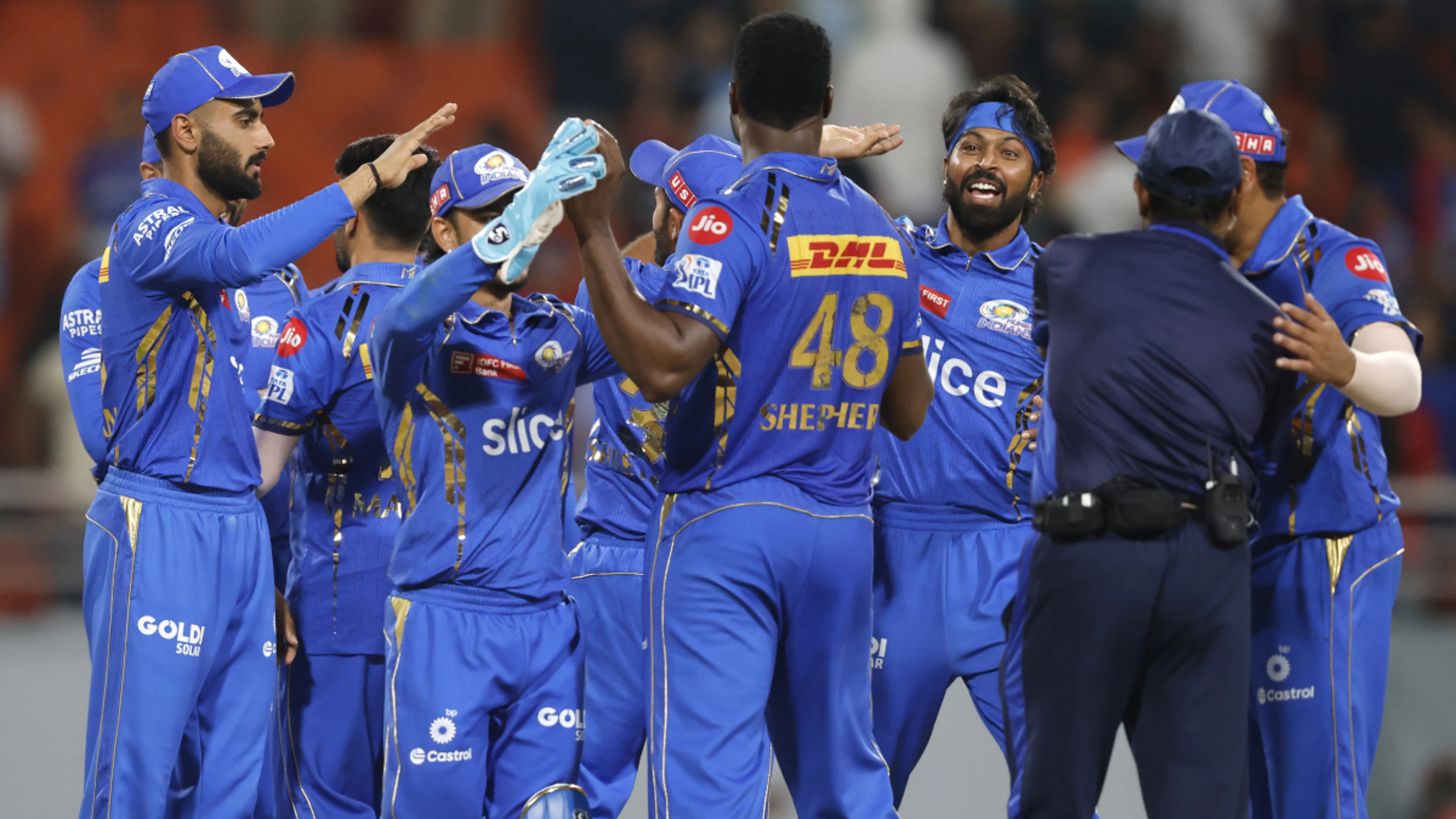 Coetzee, Bumrah bowl Mumbai Indians to thrilling win over Punjab Kings