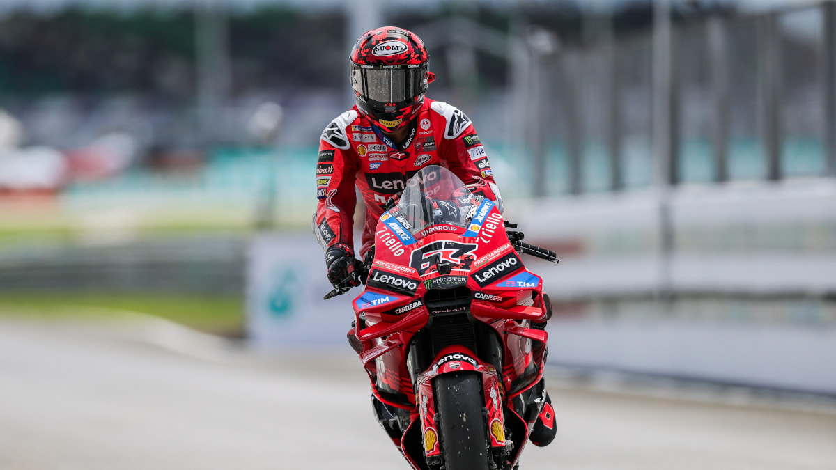 Bagnaia seals third Malaysian MotoGP pole in a row