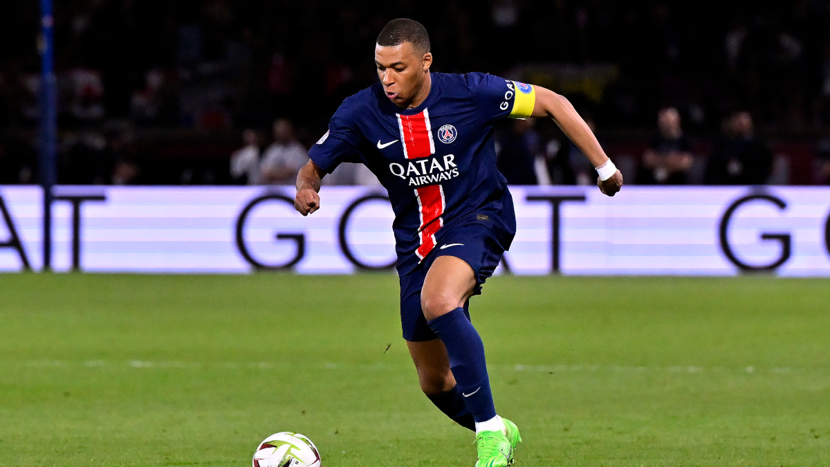 Mbappe wins award for France's player of the year