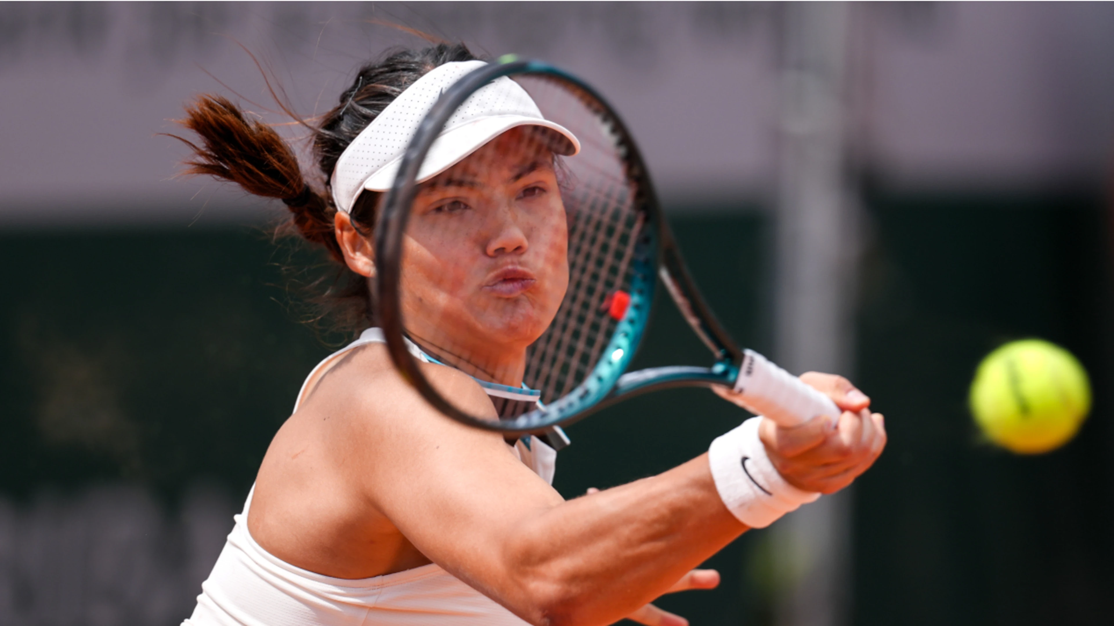 Raducanu braced for tough test against Swiatek, Alcaraz faces Marozsan