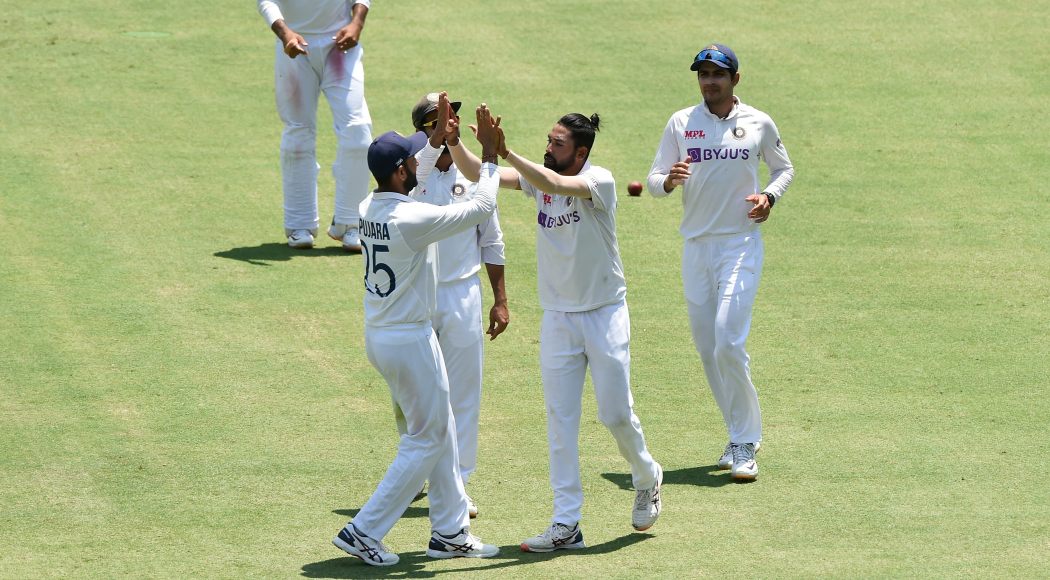 India chase 324 runs to seal fairytale series win