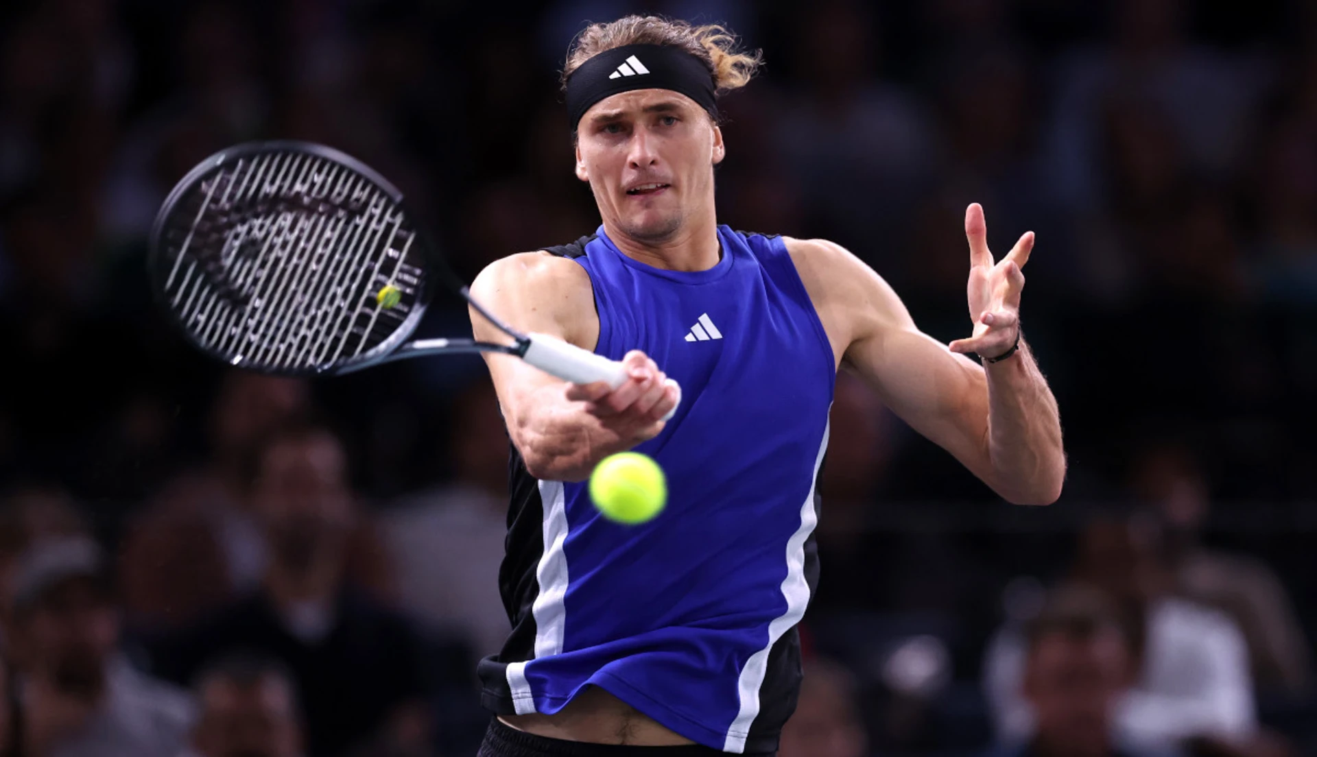 Zverev downs Tsitsipas to book place in semis of Paris Masters