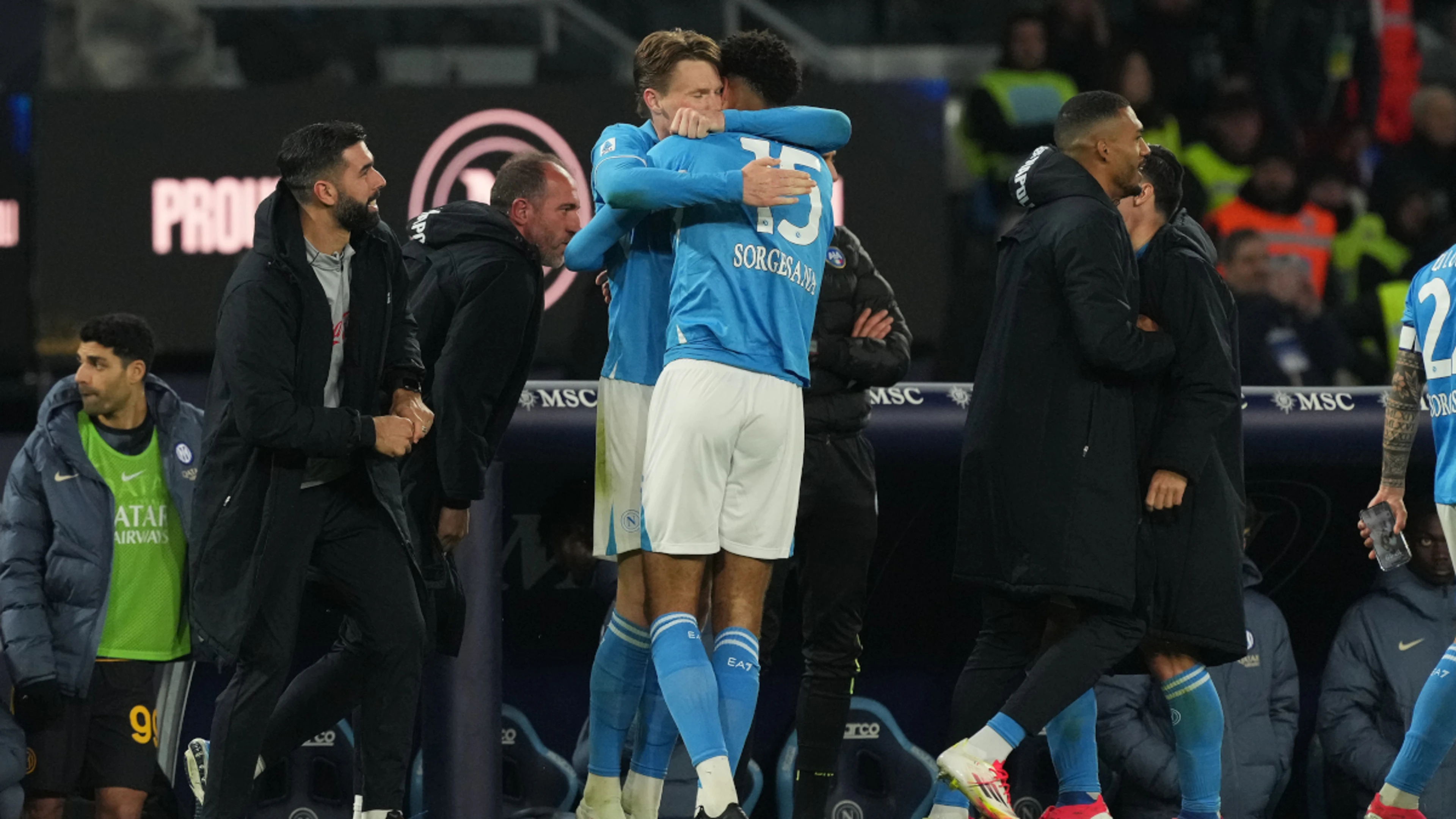 Billing saves Napoli in draw with Serie A title rivals Inter
