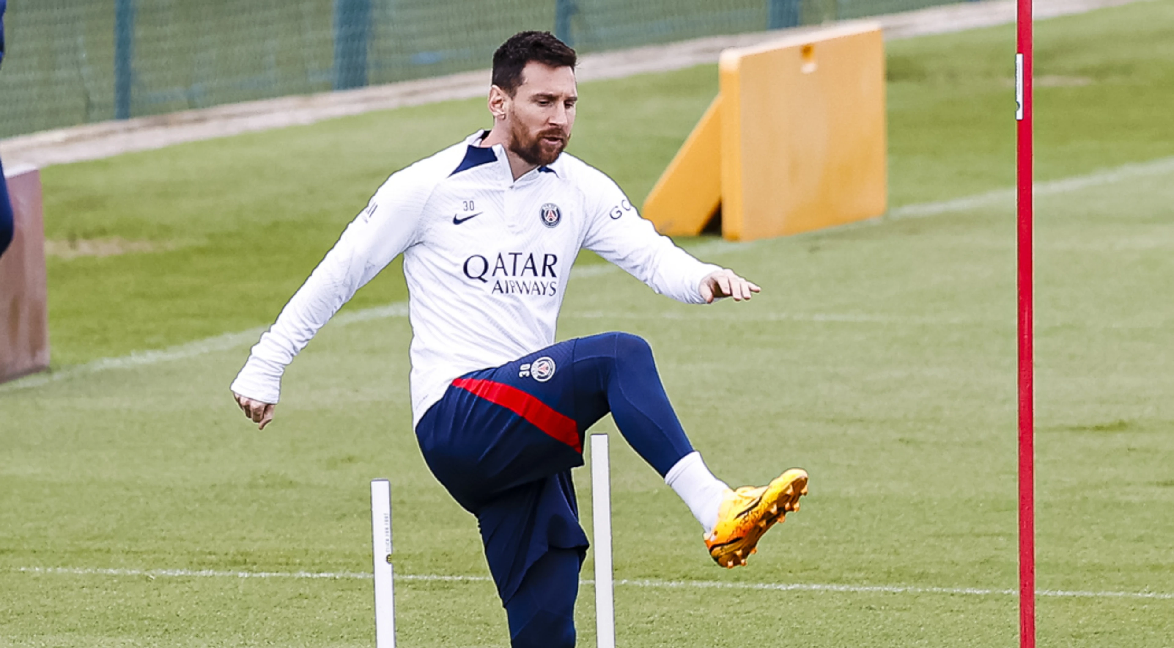 Al-Hilal boss tight-lipped as fans clamour for Messi move