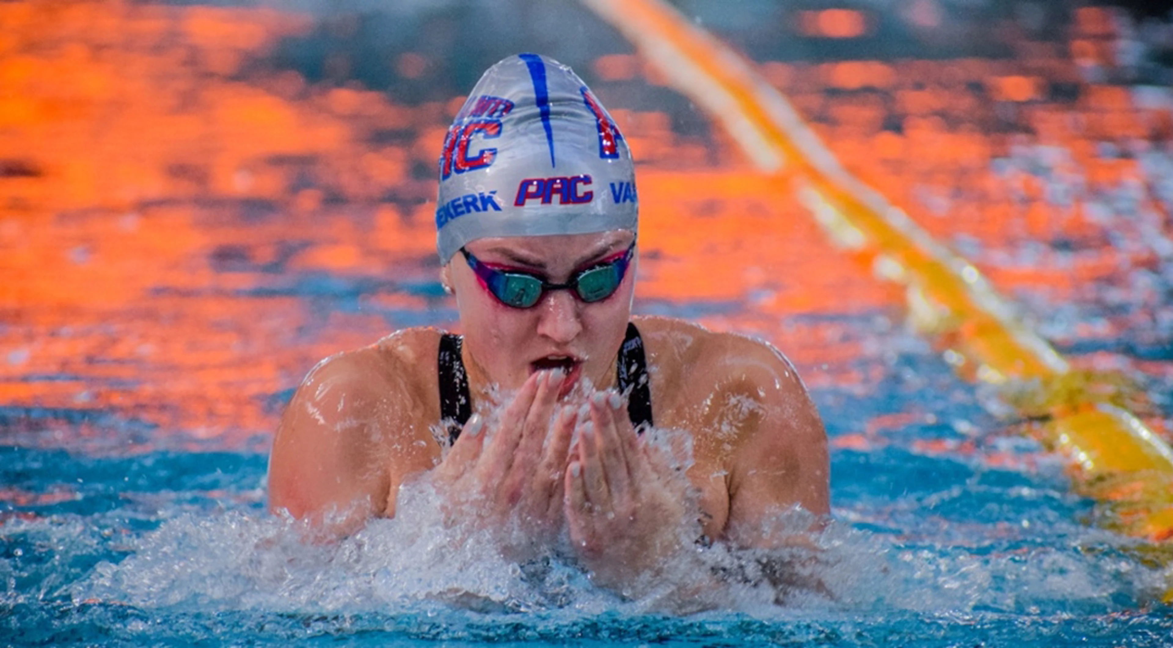Teen swimming stars Van Niekerk and Coetzé find early form