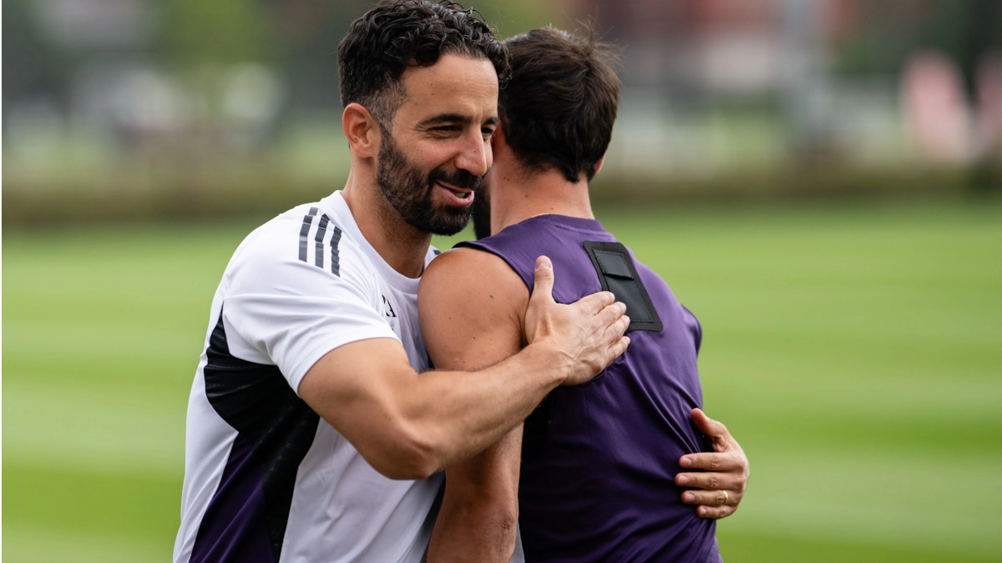 Man Utd boss Amorim hails 'really important' Fernandes