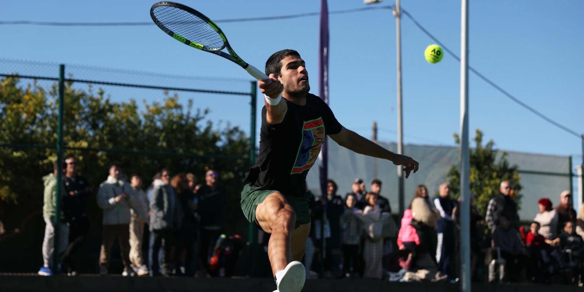 Alcaraz beats Sinner in sold-out South Korea exhibition match