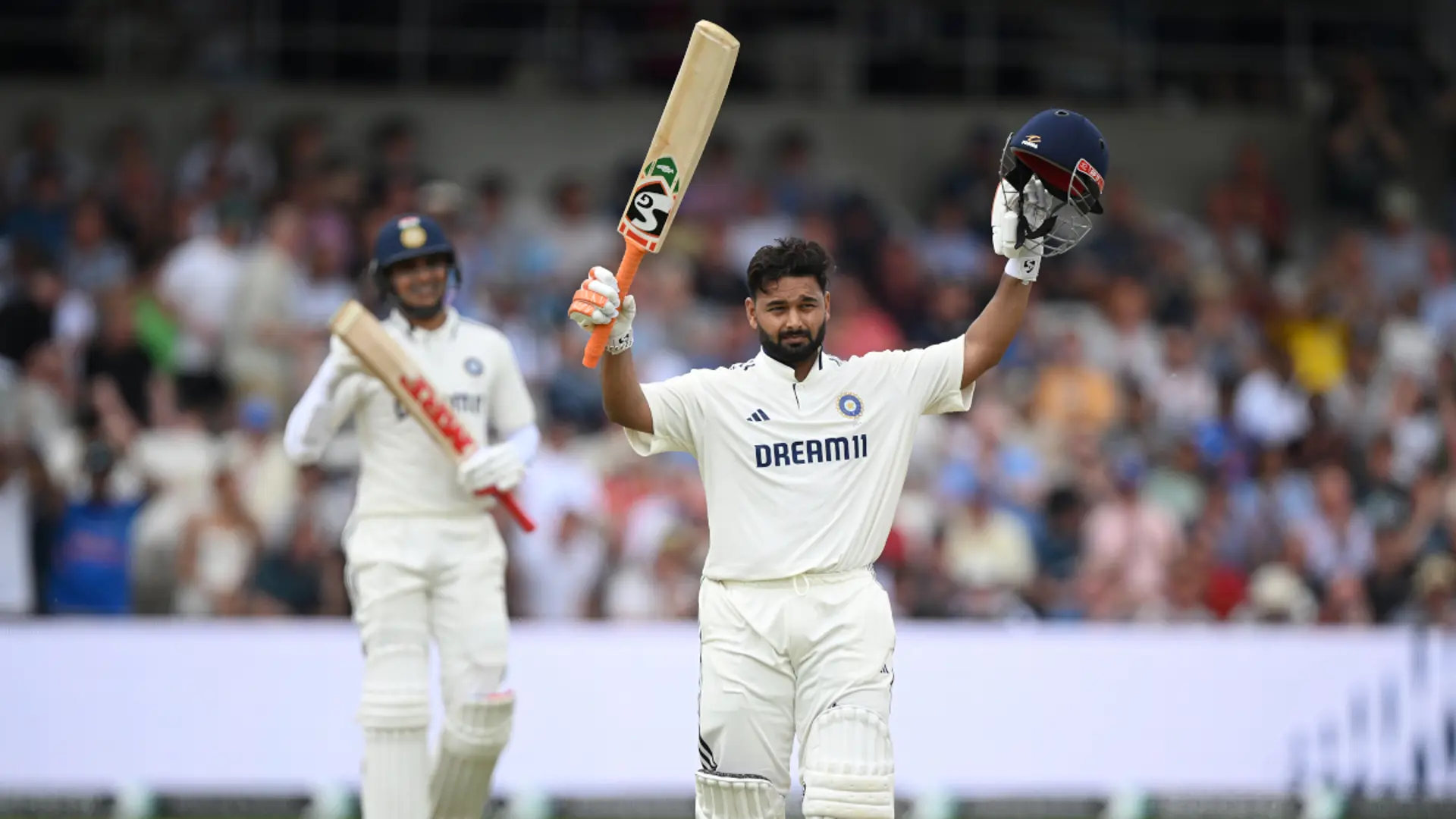 DAY 2: Pant helps India to extend advantage before flurry of wickets give England hope