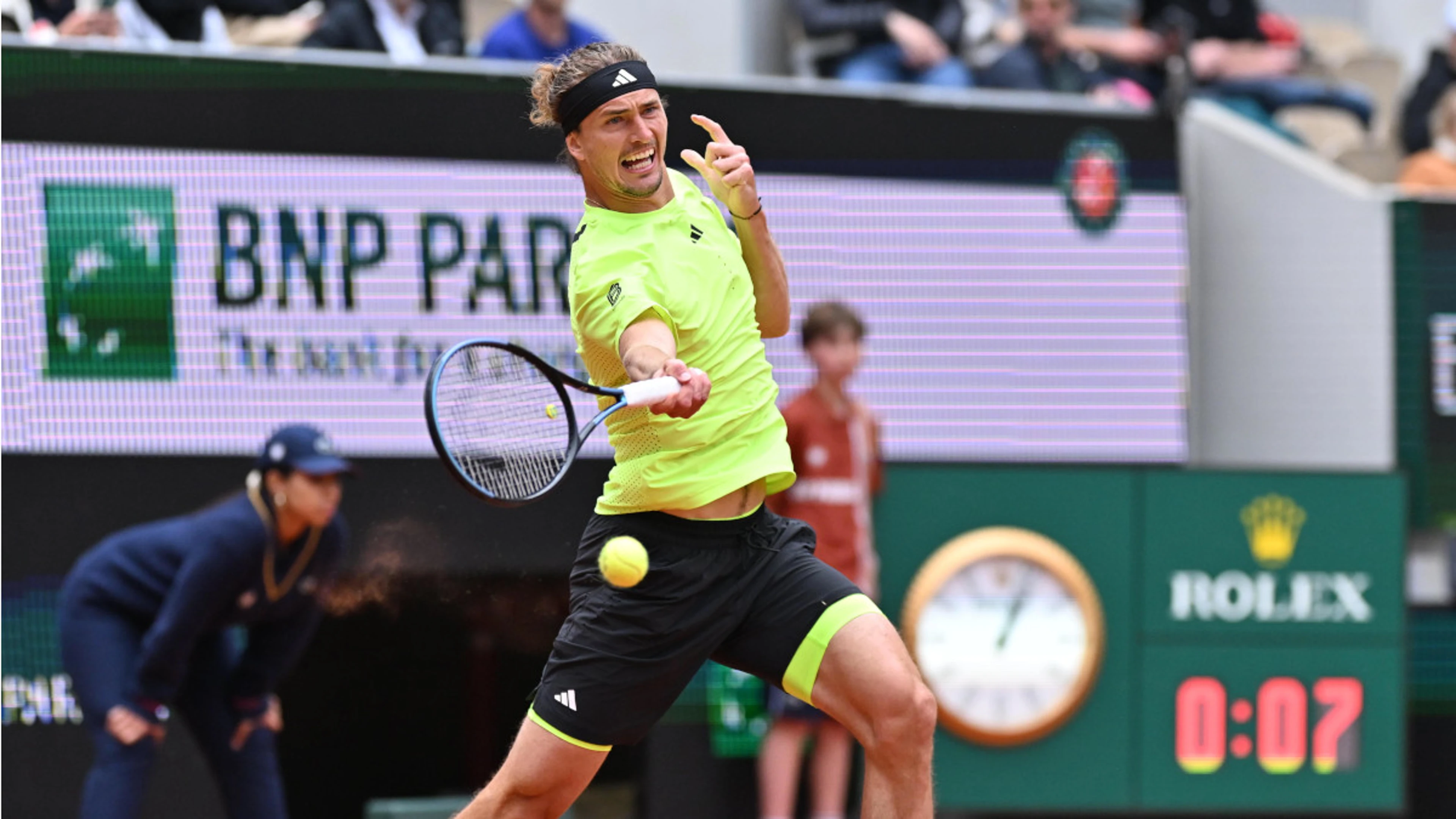 Zverev sees off Tien to reach French Open second round