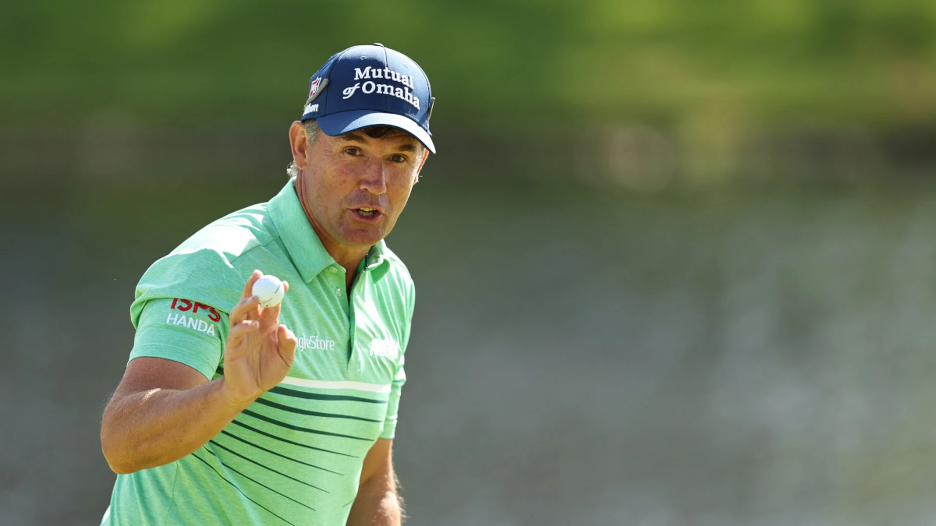 Padraig Harrington, Steve Elker tied atop Simmons leaderboard after round two