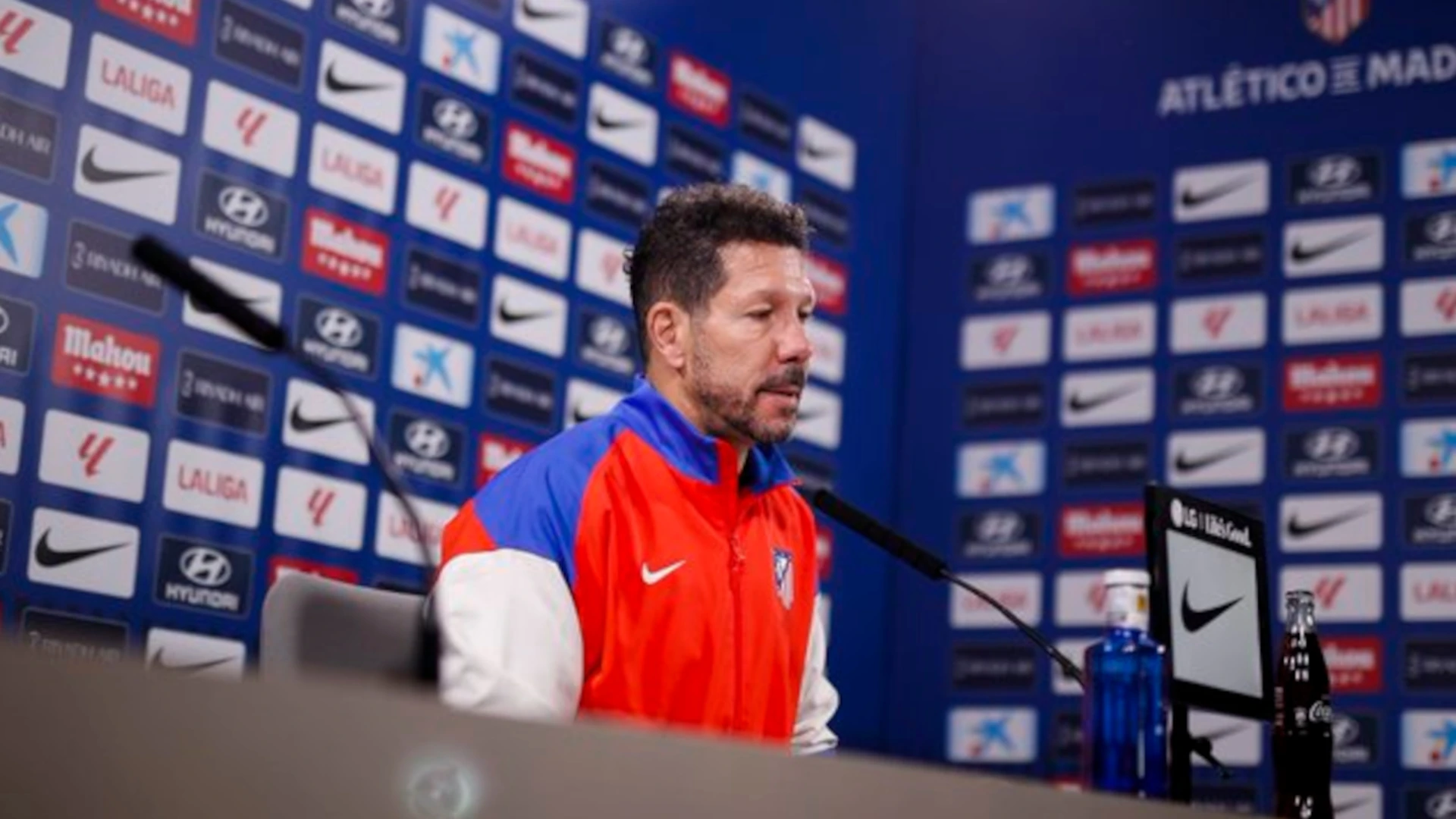 Simeone wants Atletico to build on momentum after PSG win