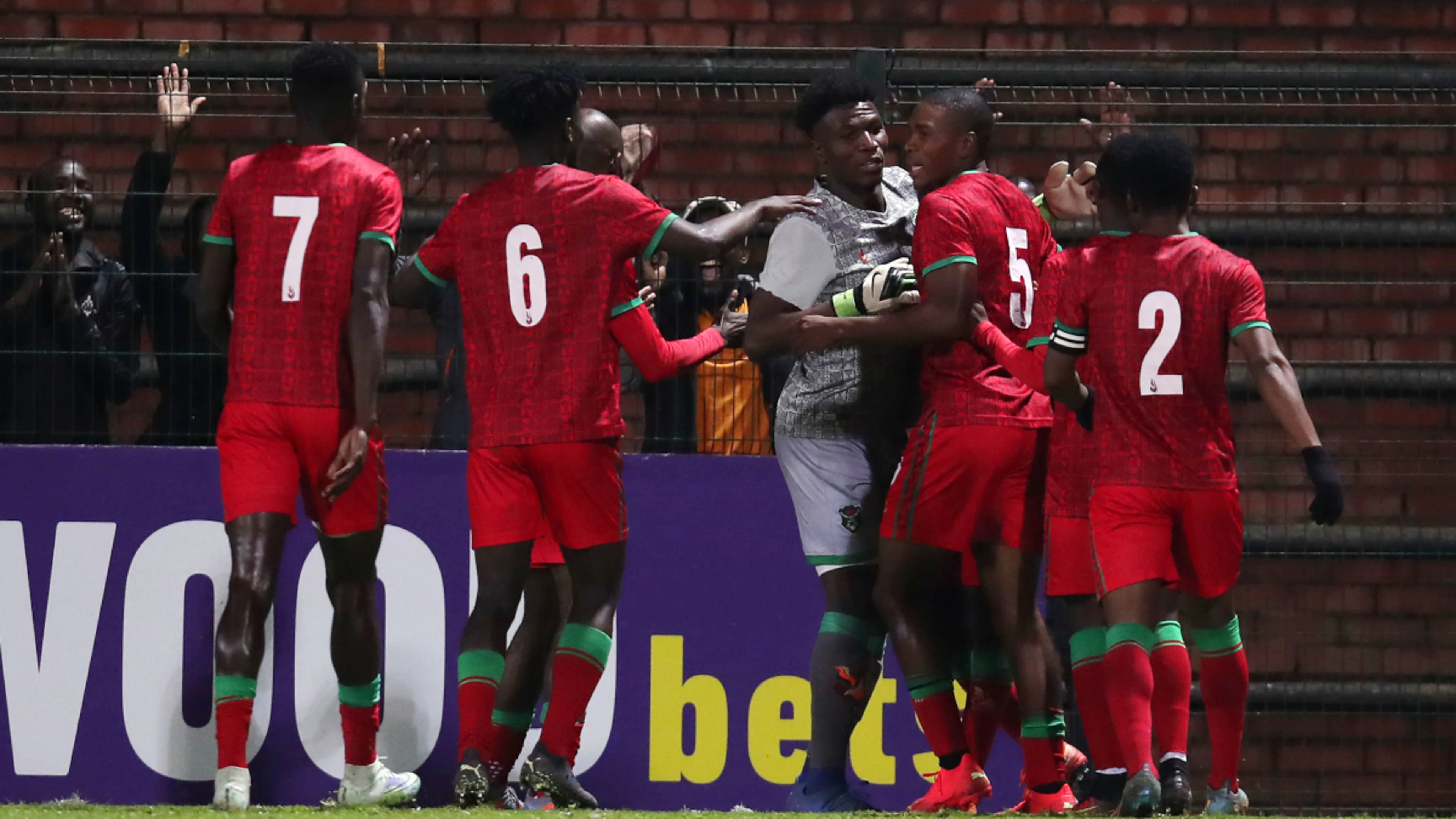 Malawi brush aside Seychelles