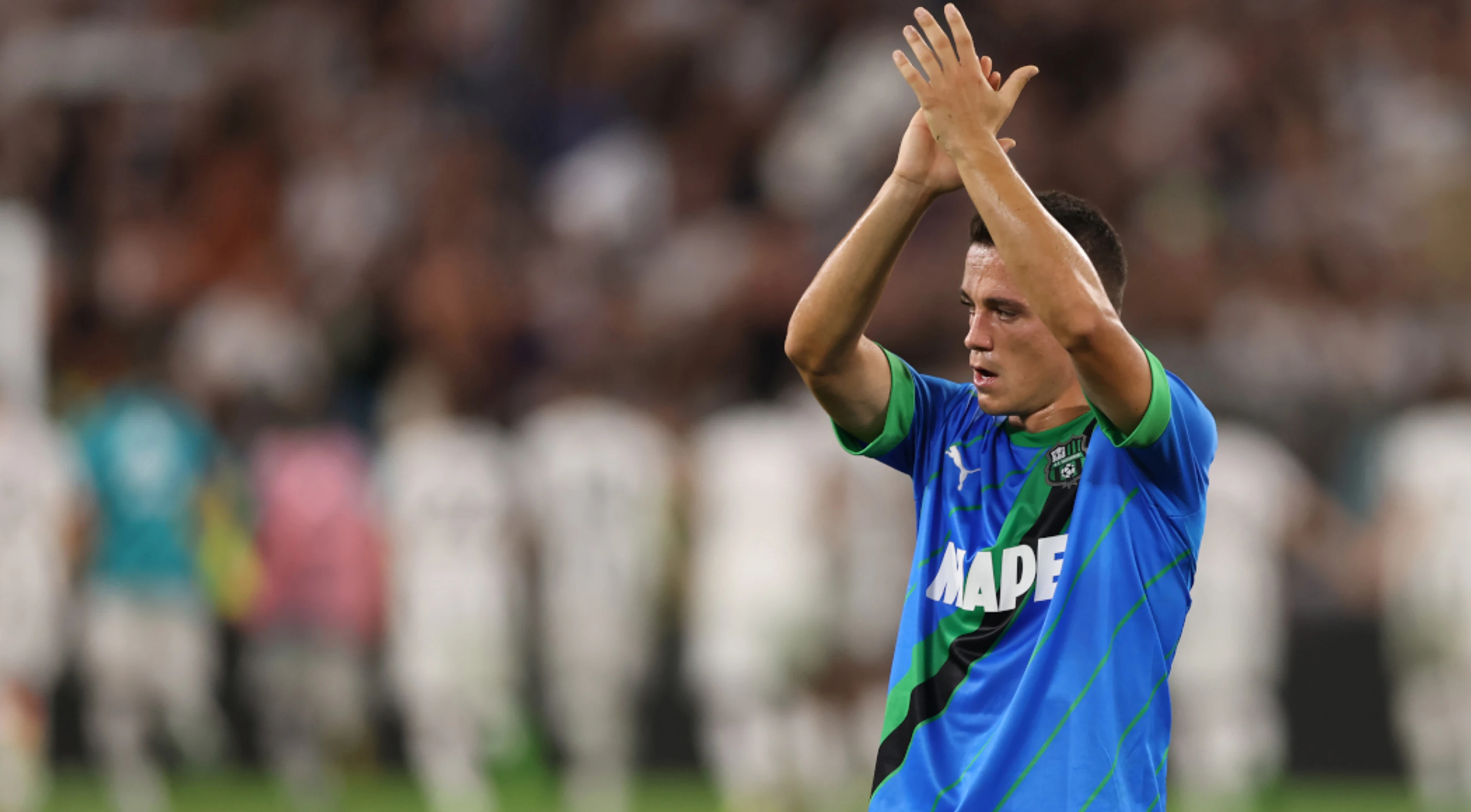 Italy's Raspadori completes move to Napoli