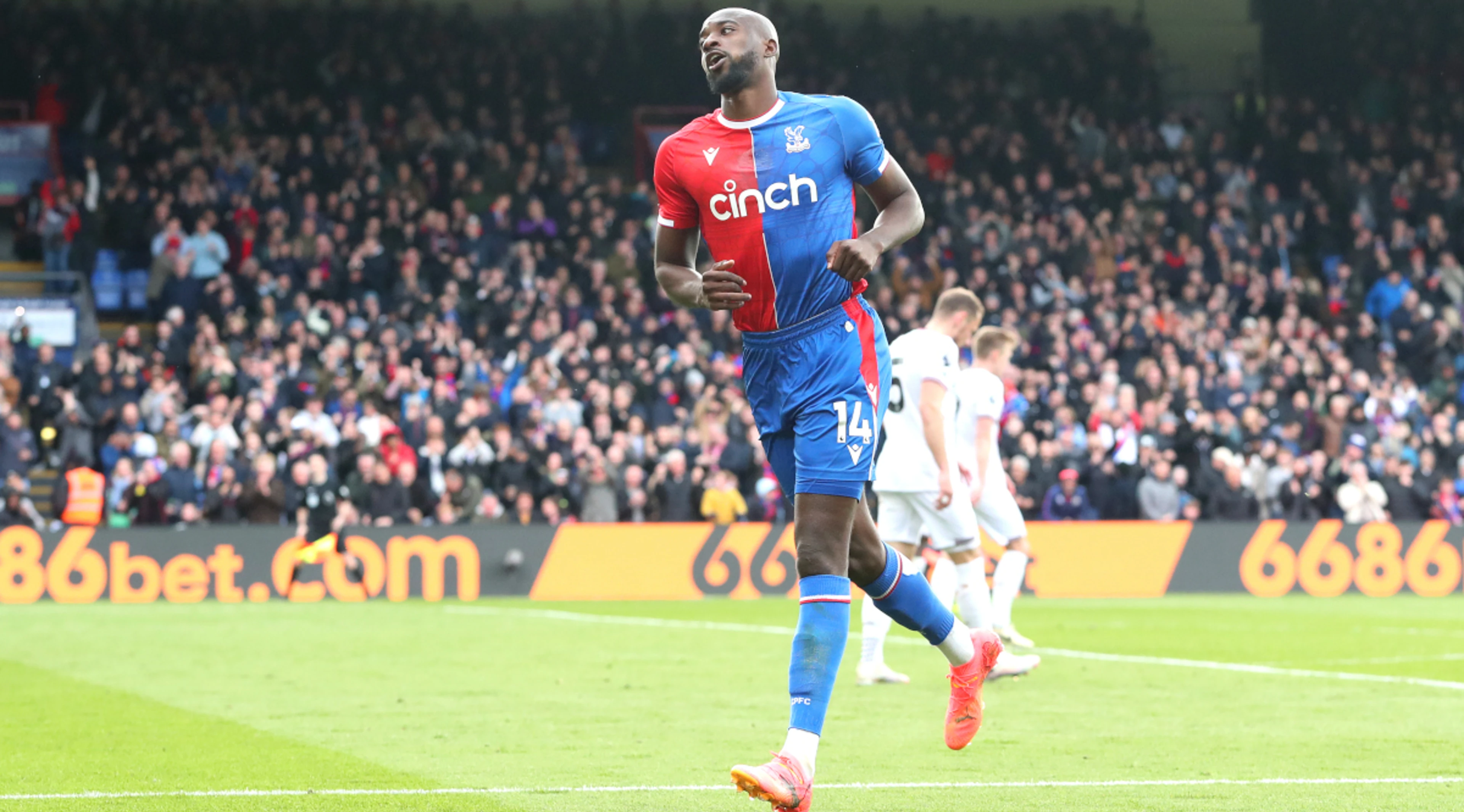 Crystal Palace's Mateta nets brace in thrashing of West Ham