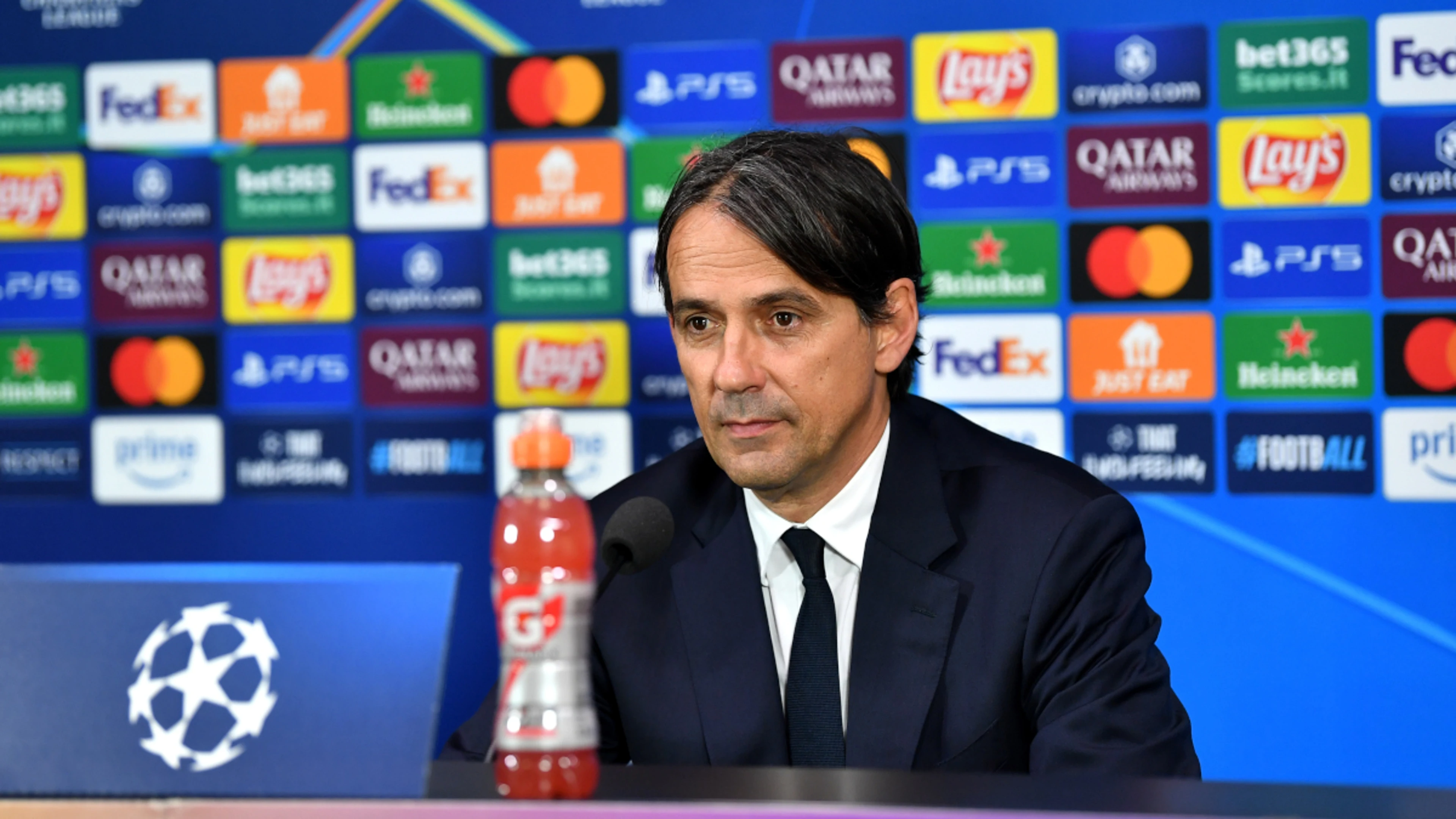 Inter slump puts season at risk ahead of daunting Barca trip