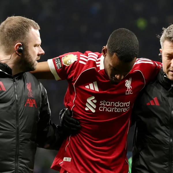 'RECKLESS TACKLE': Reds' injured Isak faces two months out