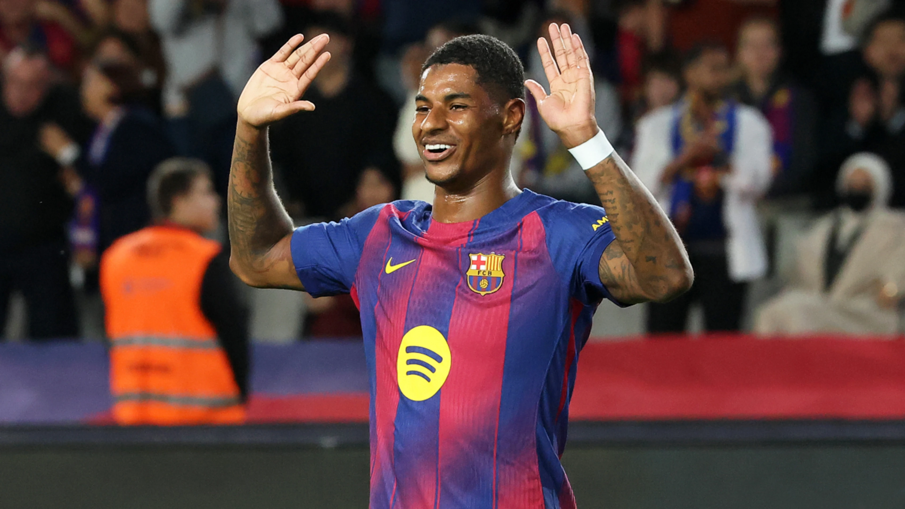 Rashford 'thriving in Barcelona sunshine'