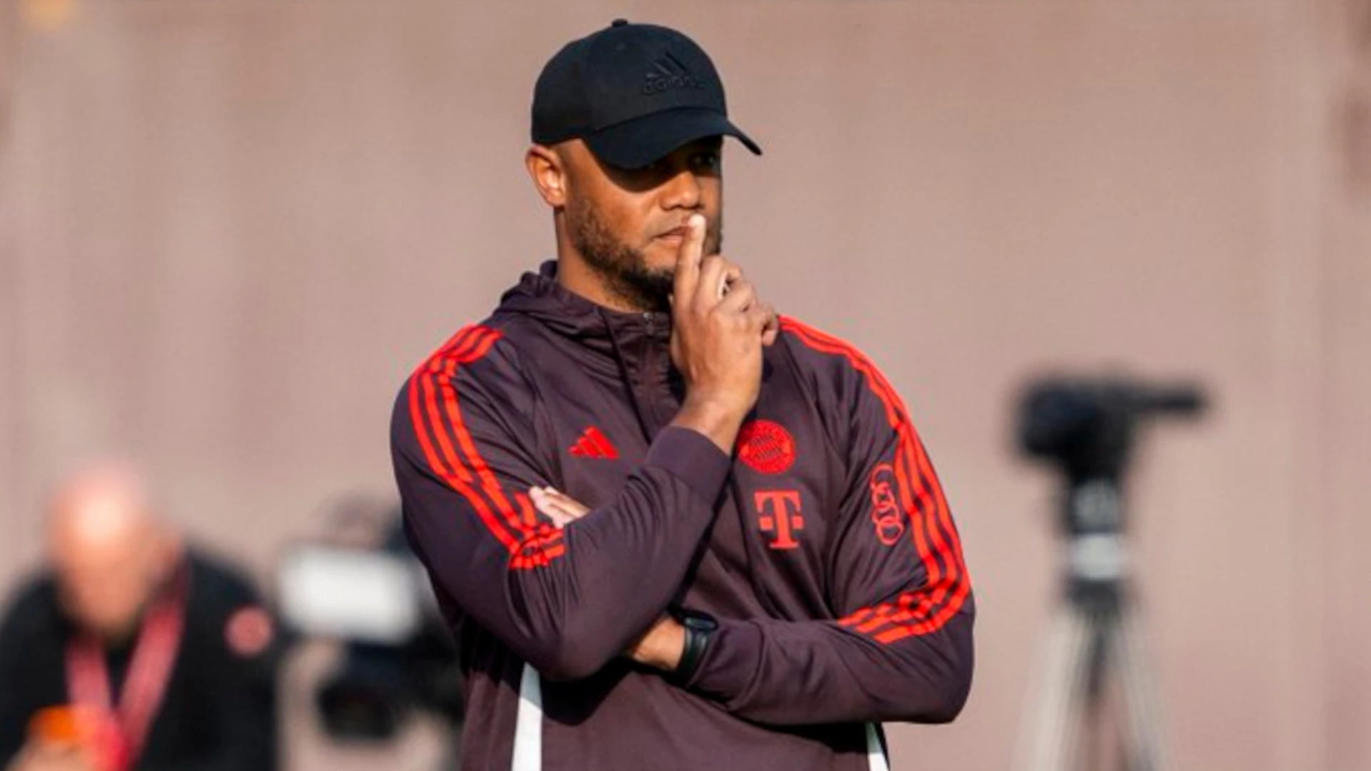 Bayern boss Kompany lauds 'special talent' Olise