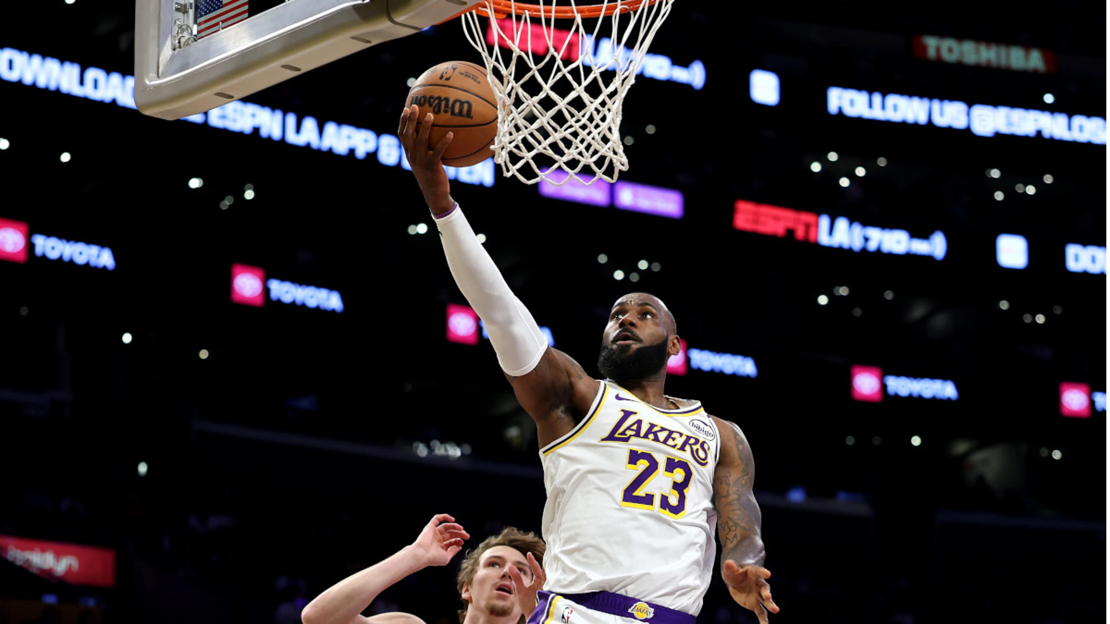 Lakers trounced in LeBron's return, Bucks rally to beat Kings