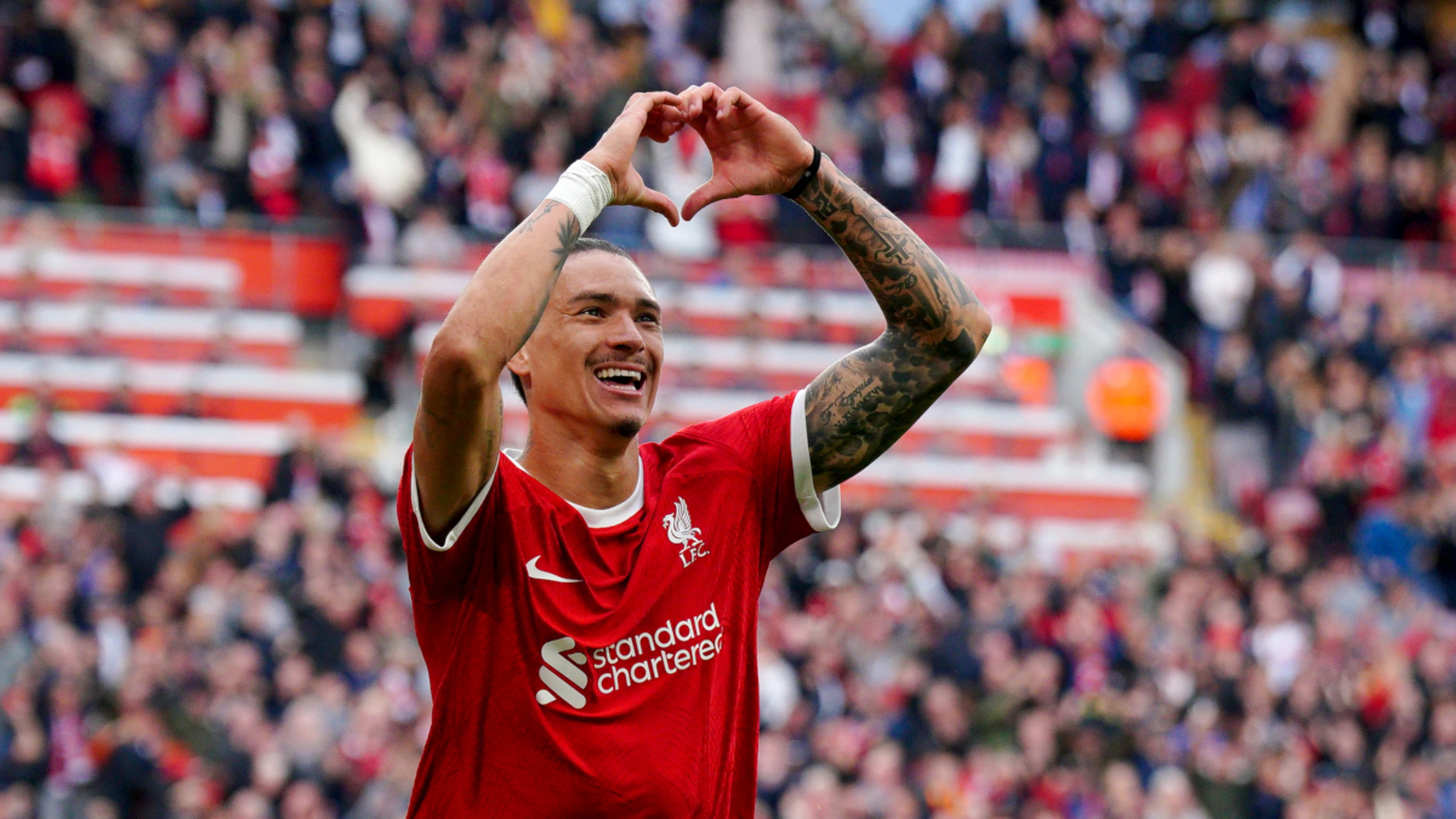 Darwin delights as Liverpool defeat West Ham