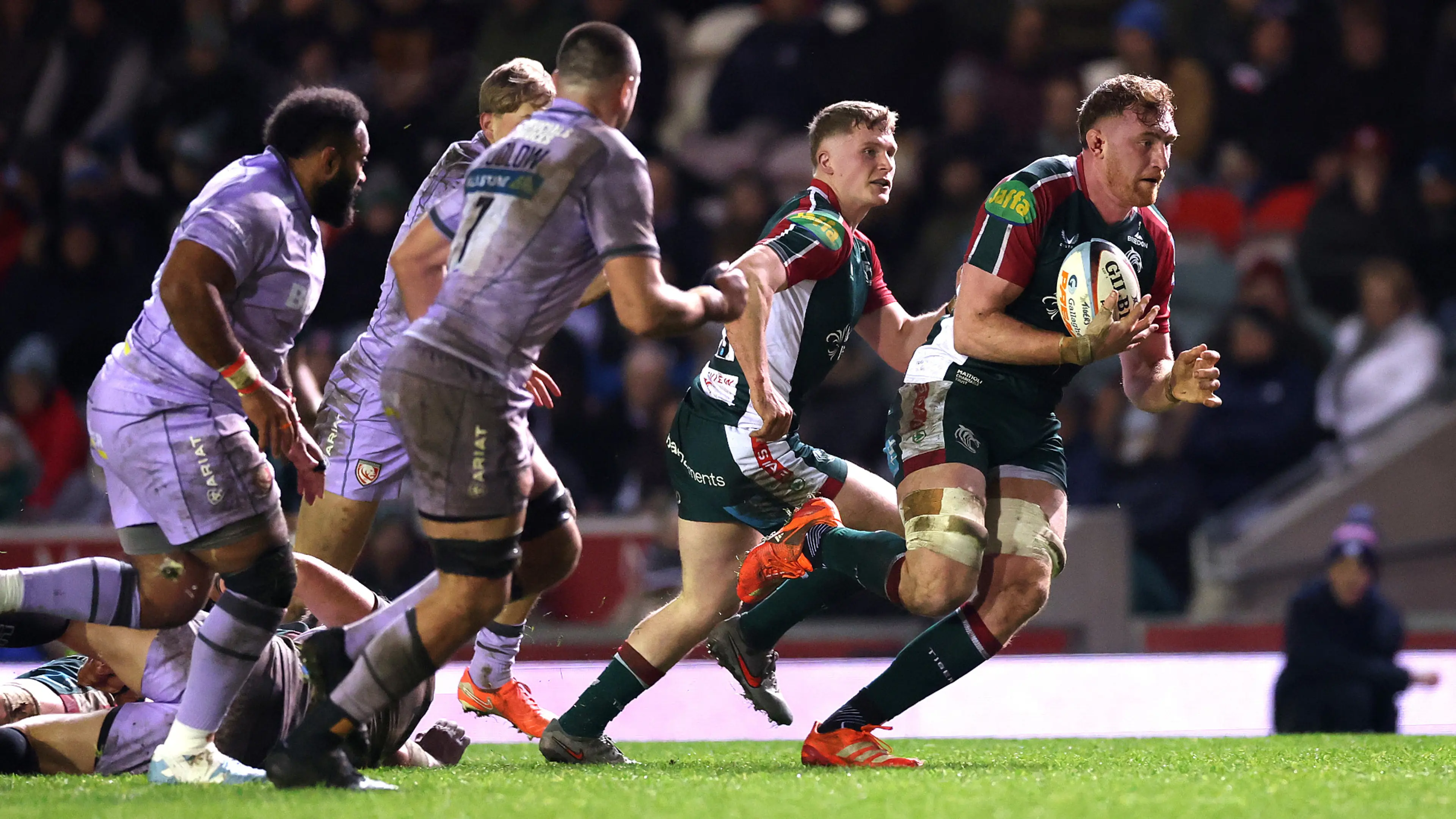 Leicester roll to Prem win over Gloucester