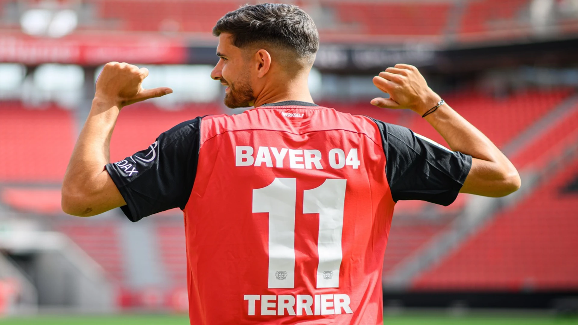 Double-winning Leverkusen sign French striker Terrier