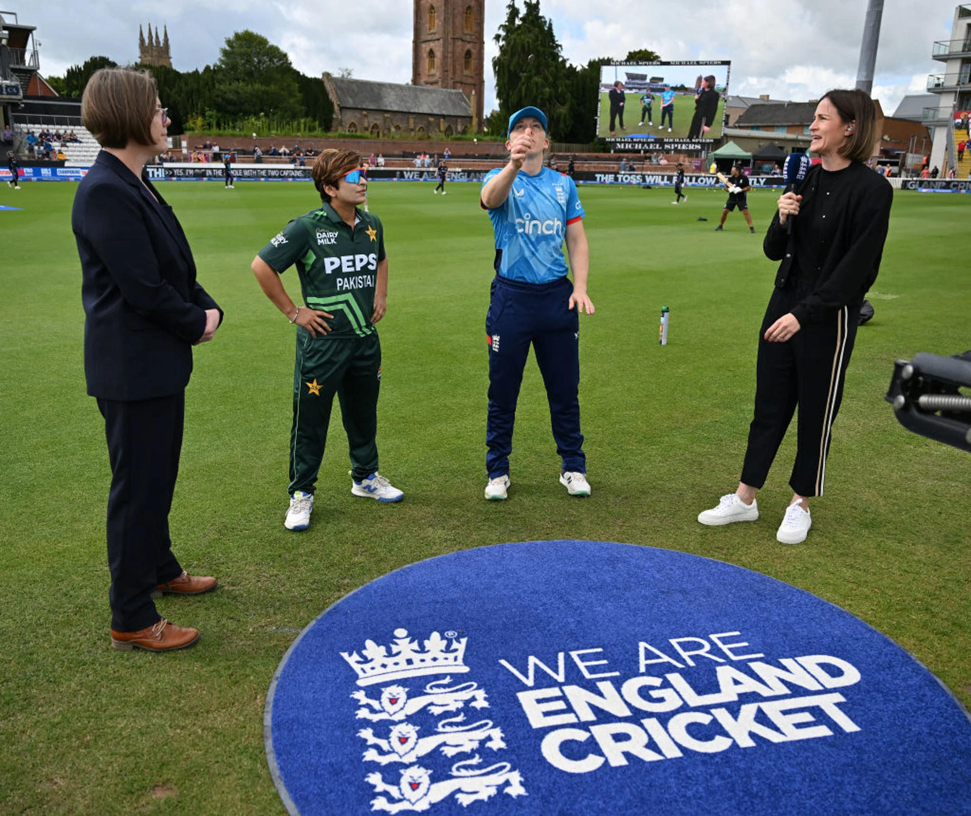 England v Pakistan | 2nd ODI | ENG Women's Cricket ODI Series