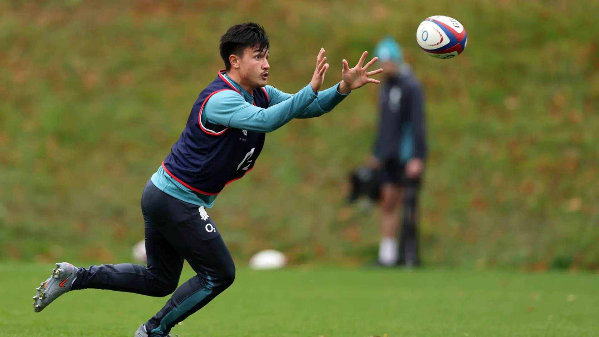 England boss Borthwick wants 'brilliant' Marcus Smith to shine against Fiji