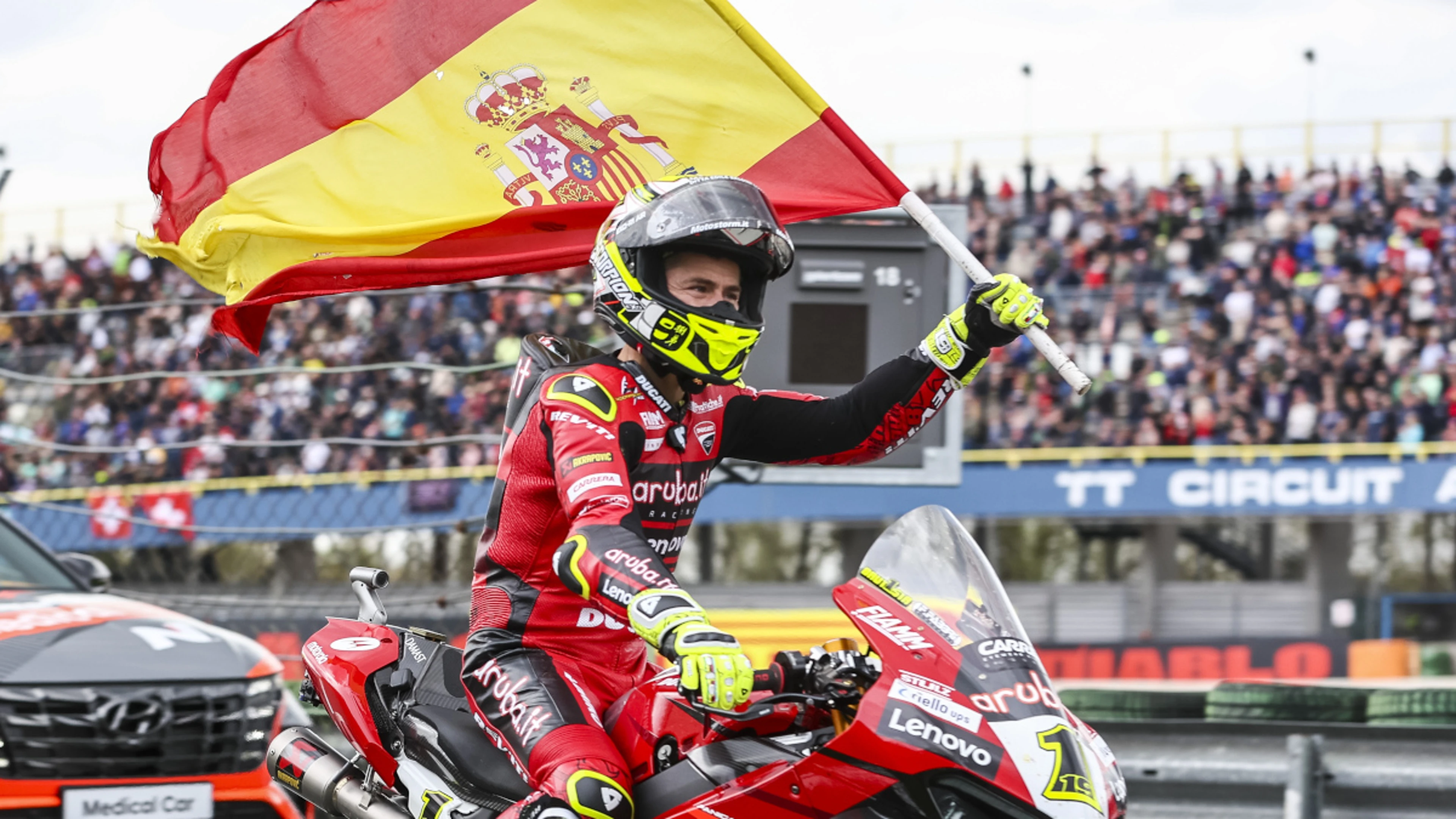 Bautista fights back in Assen to win sixth race
