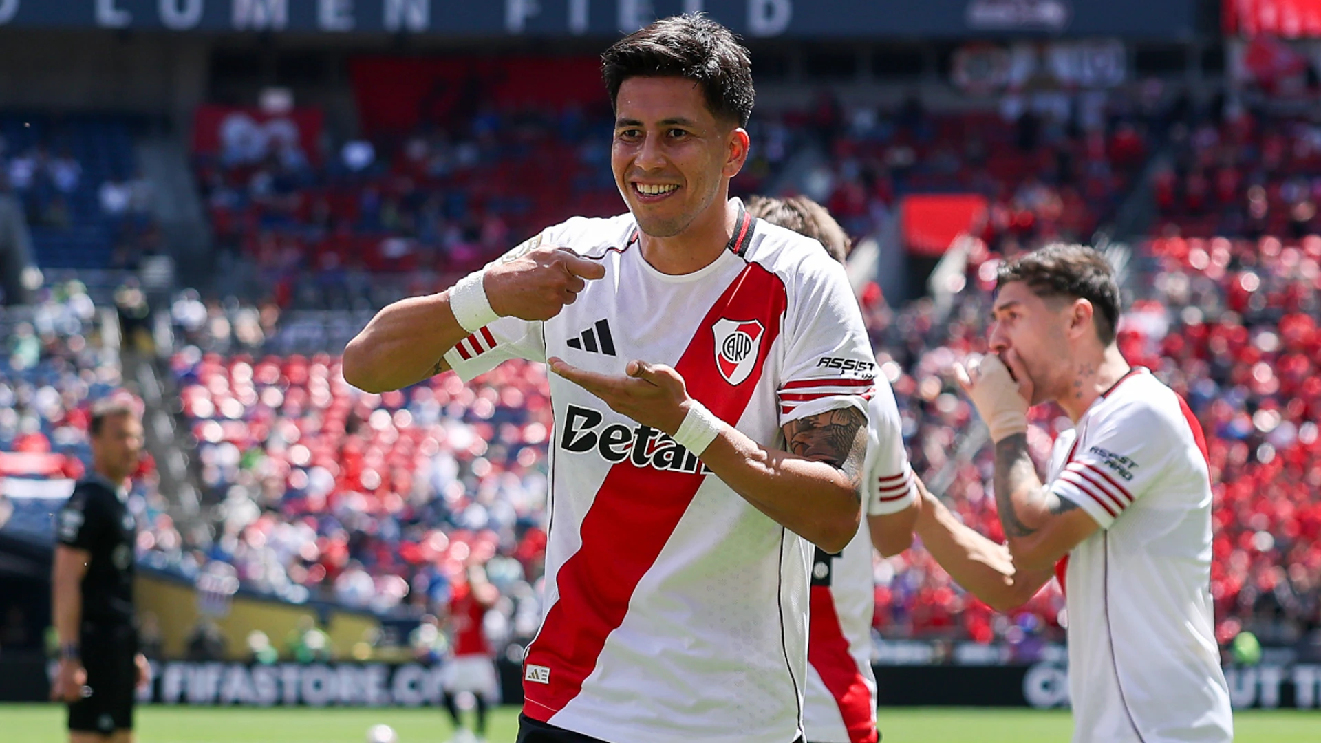 River Plate see off Urawa to make winning start at Club World Cup