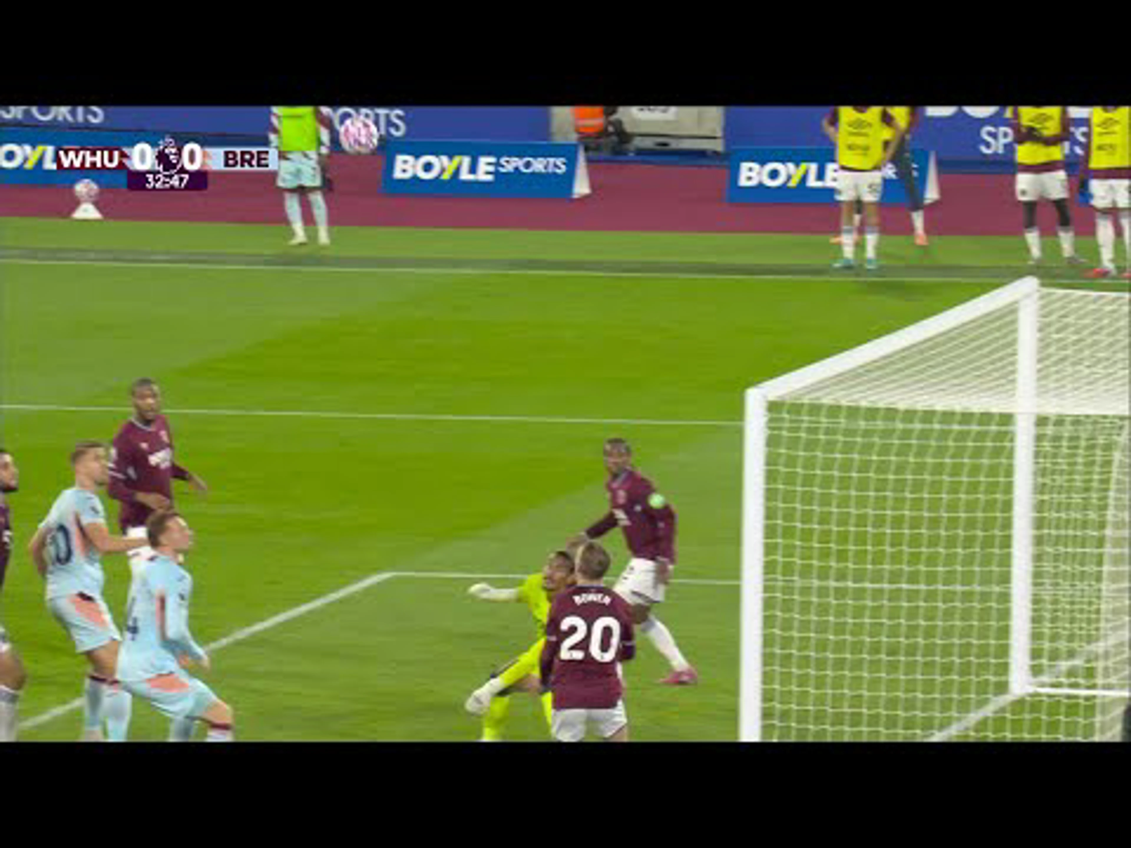 Jarrod Bowen | 33ʳᵈ Minute Spectacular Defensive Act v Brentford