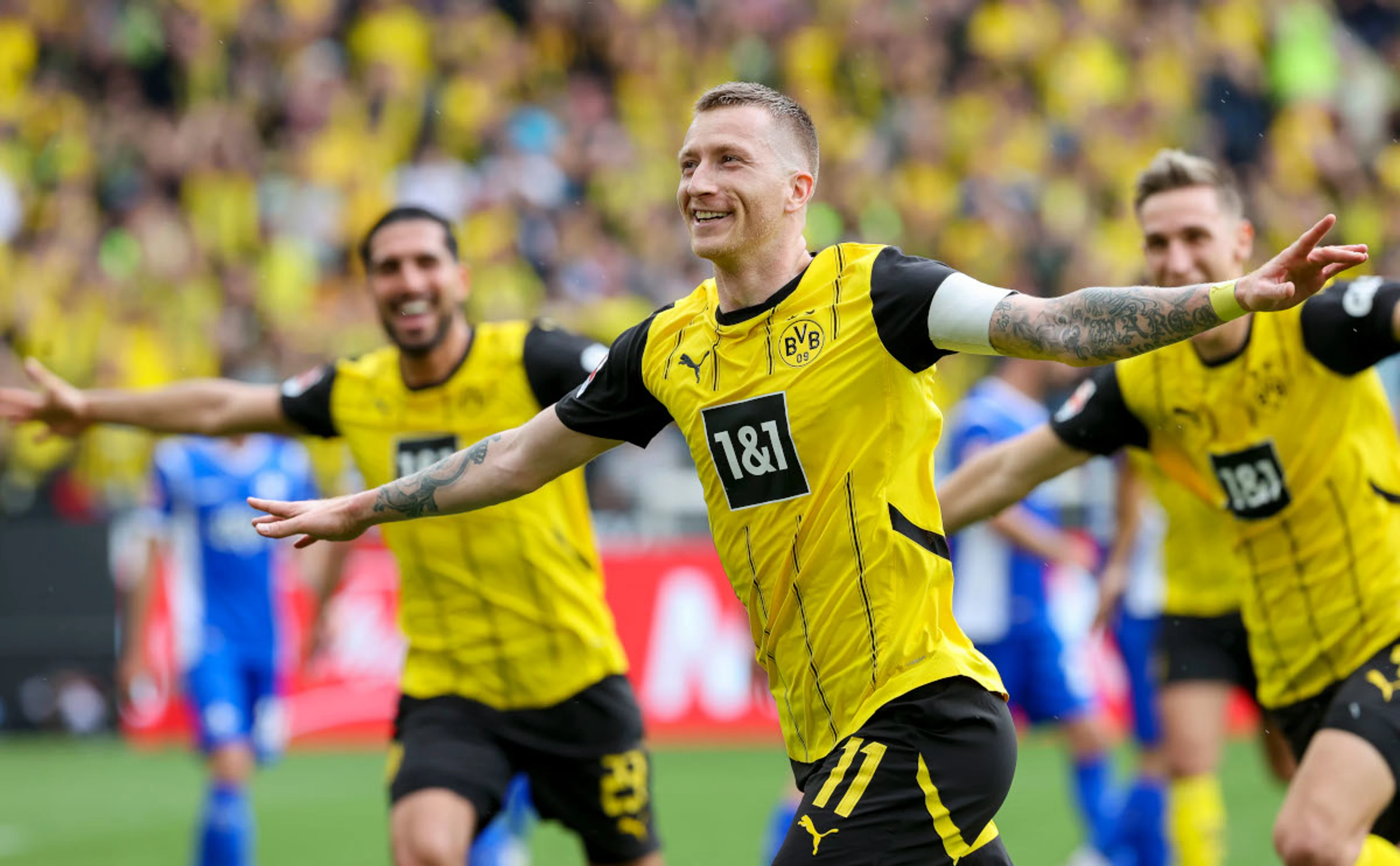 Dortmund's Reus wants to leave club with major trophy