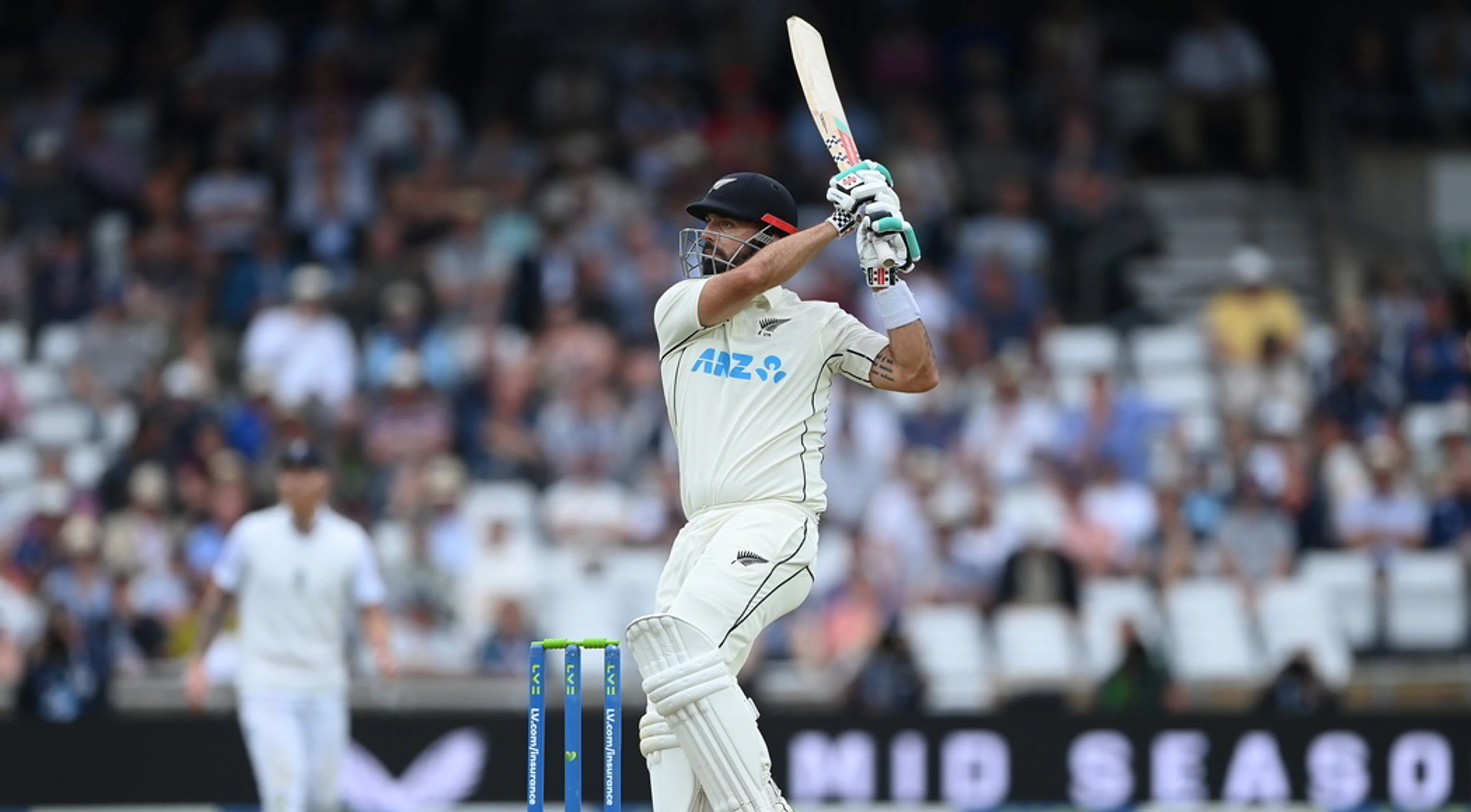 Mitchell leads New Zealand rally after Broad strikes for England