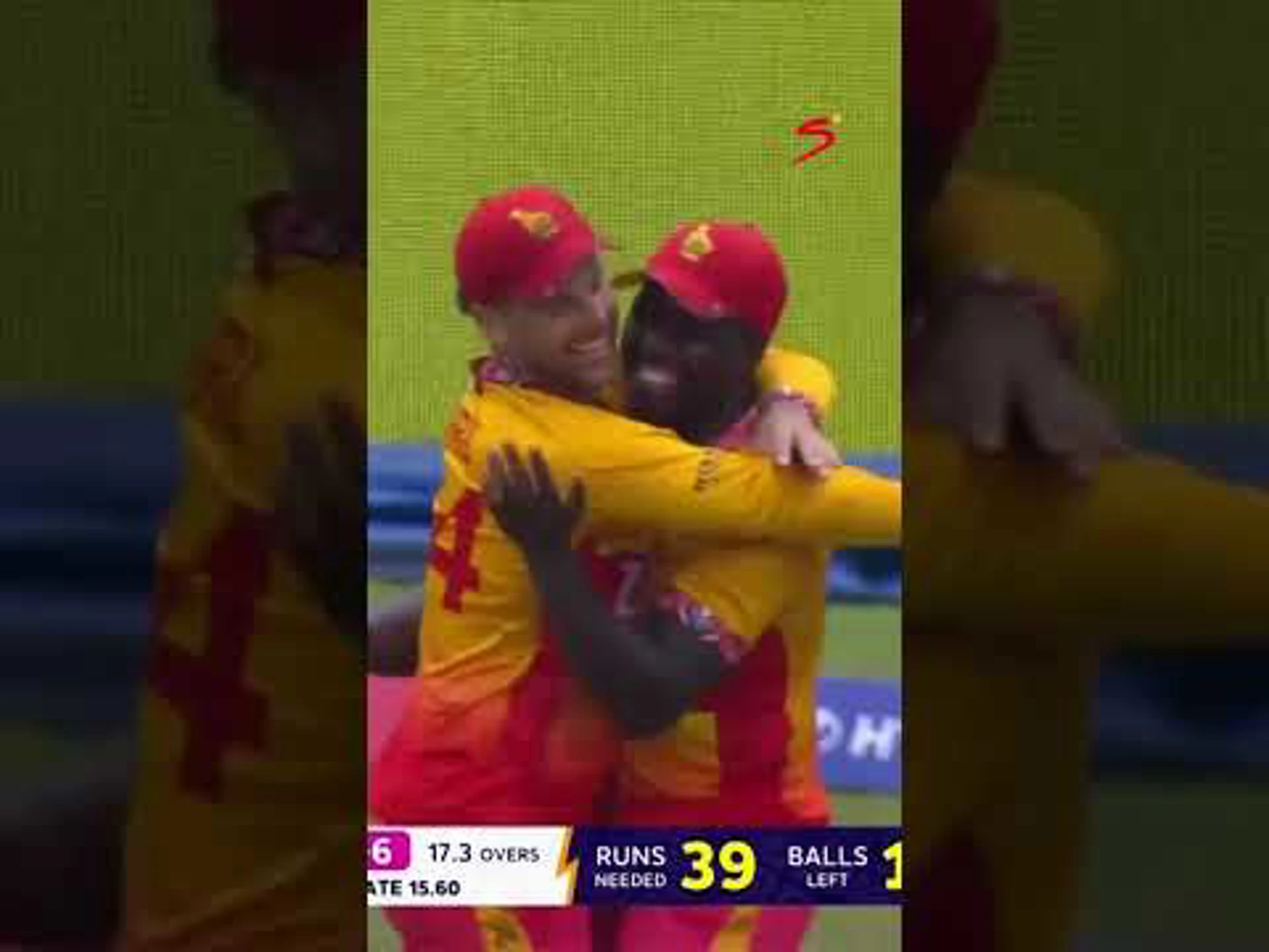 One of the catches of the tournament 😲🙌