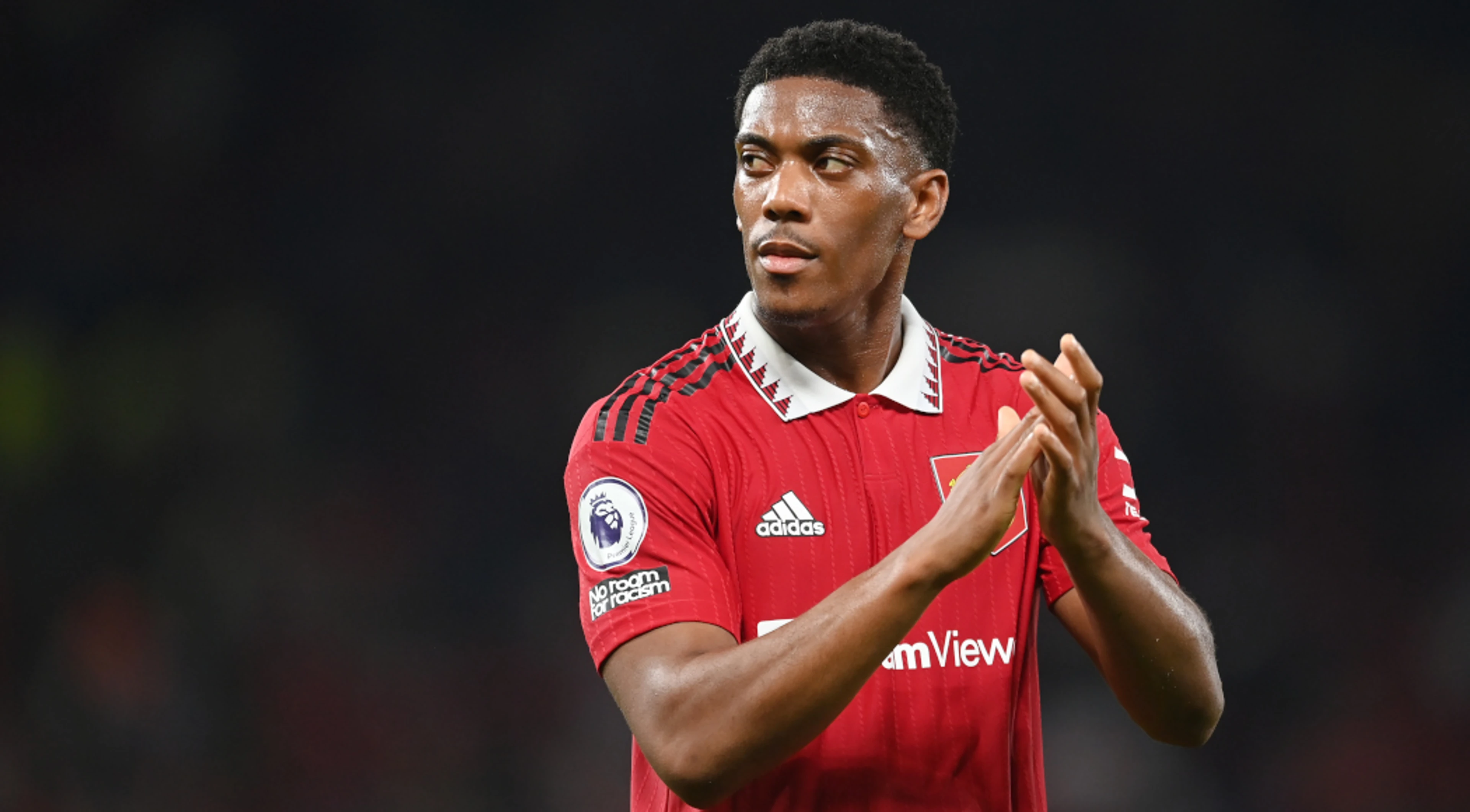 Man Utd to make late call on Antony but Martial out
