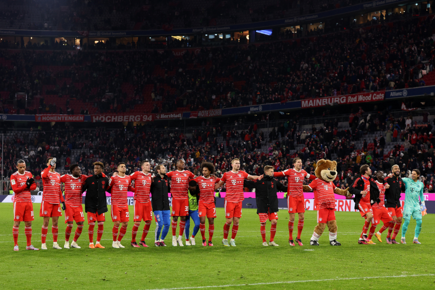 Bayern ease past rivals Union to remain in top spot