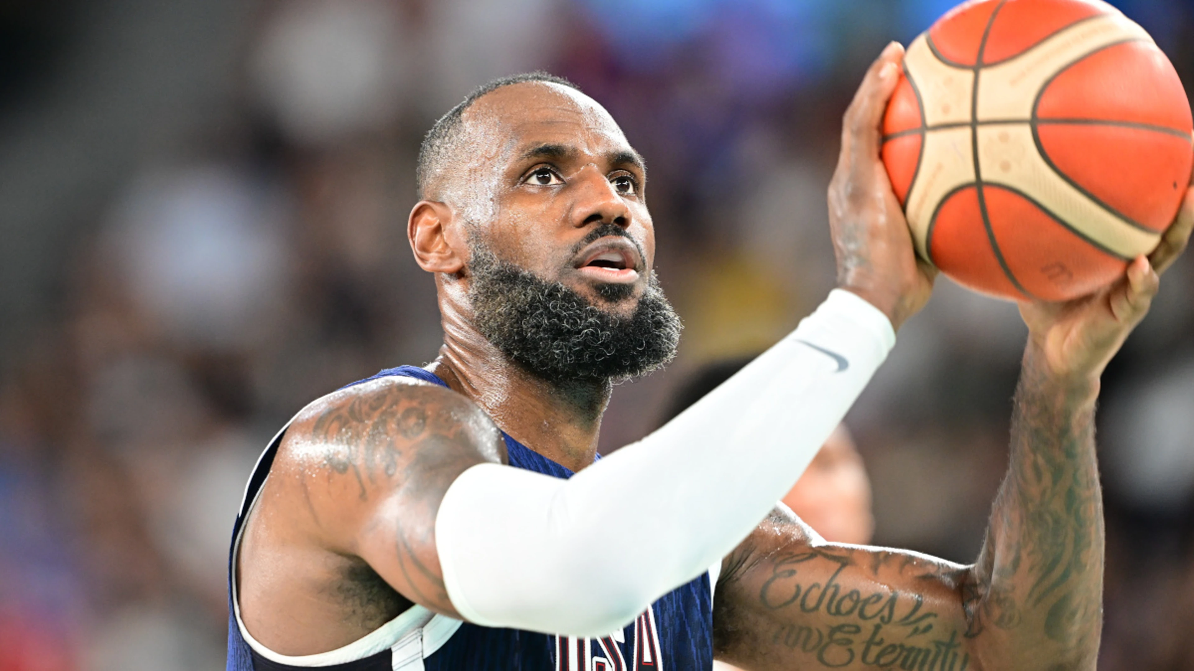 Lyles chases Olympic double as Lebron eyes basketball final