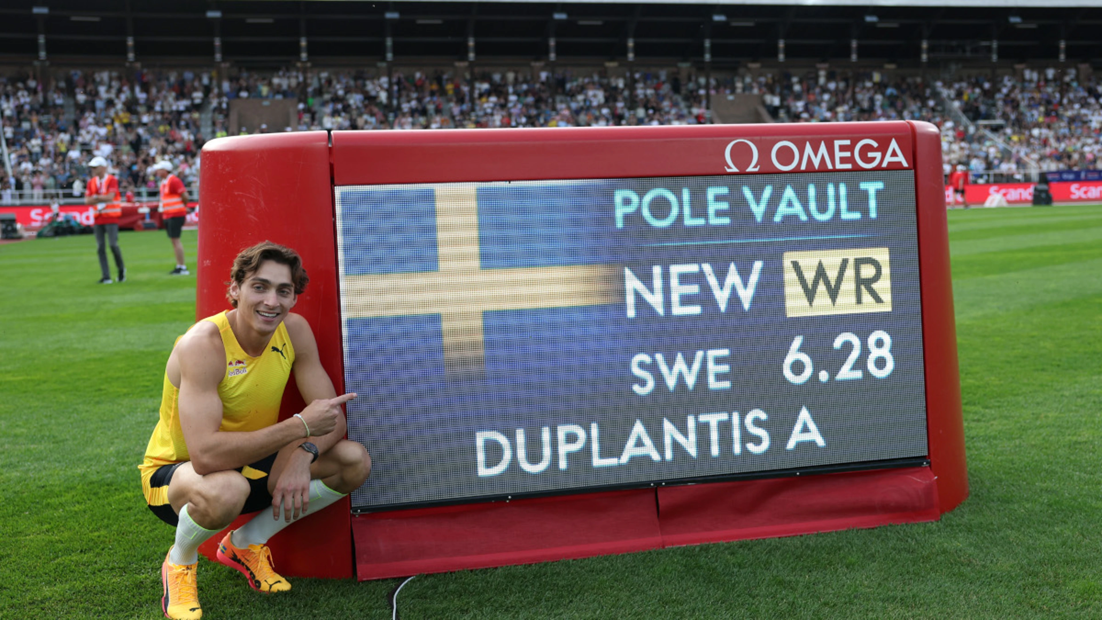 Duplantis increases pole vault world record to 6.28m