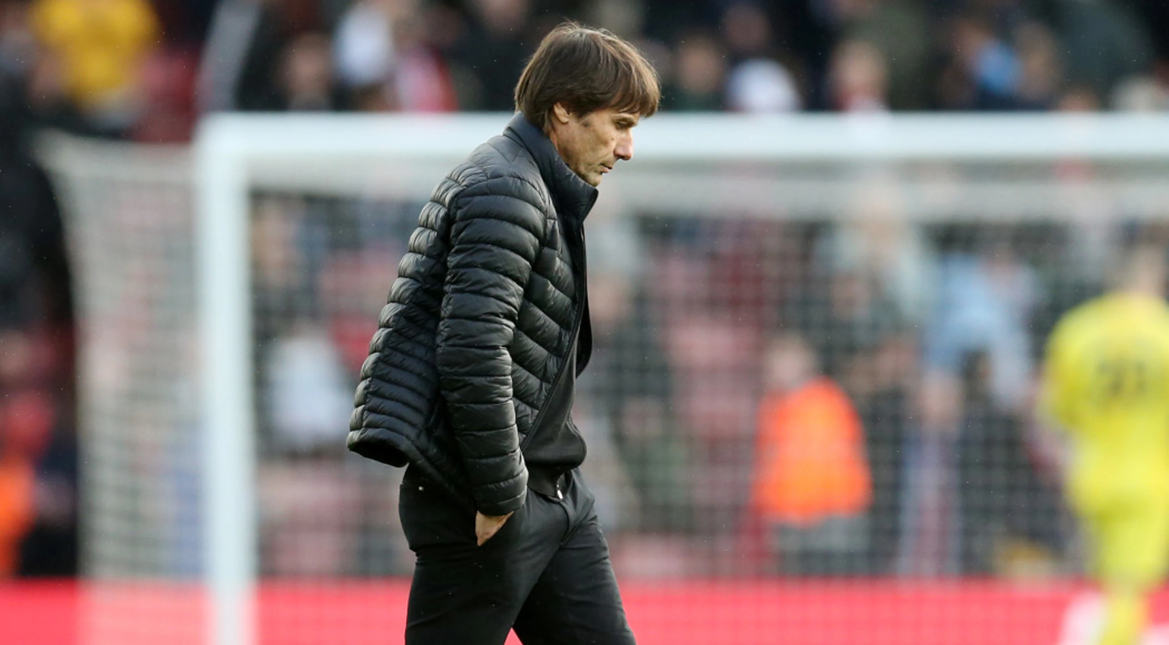 Conte outburst leaves Tottenham chairman Levy with decision to make