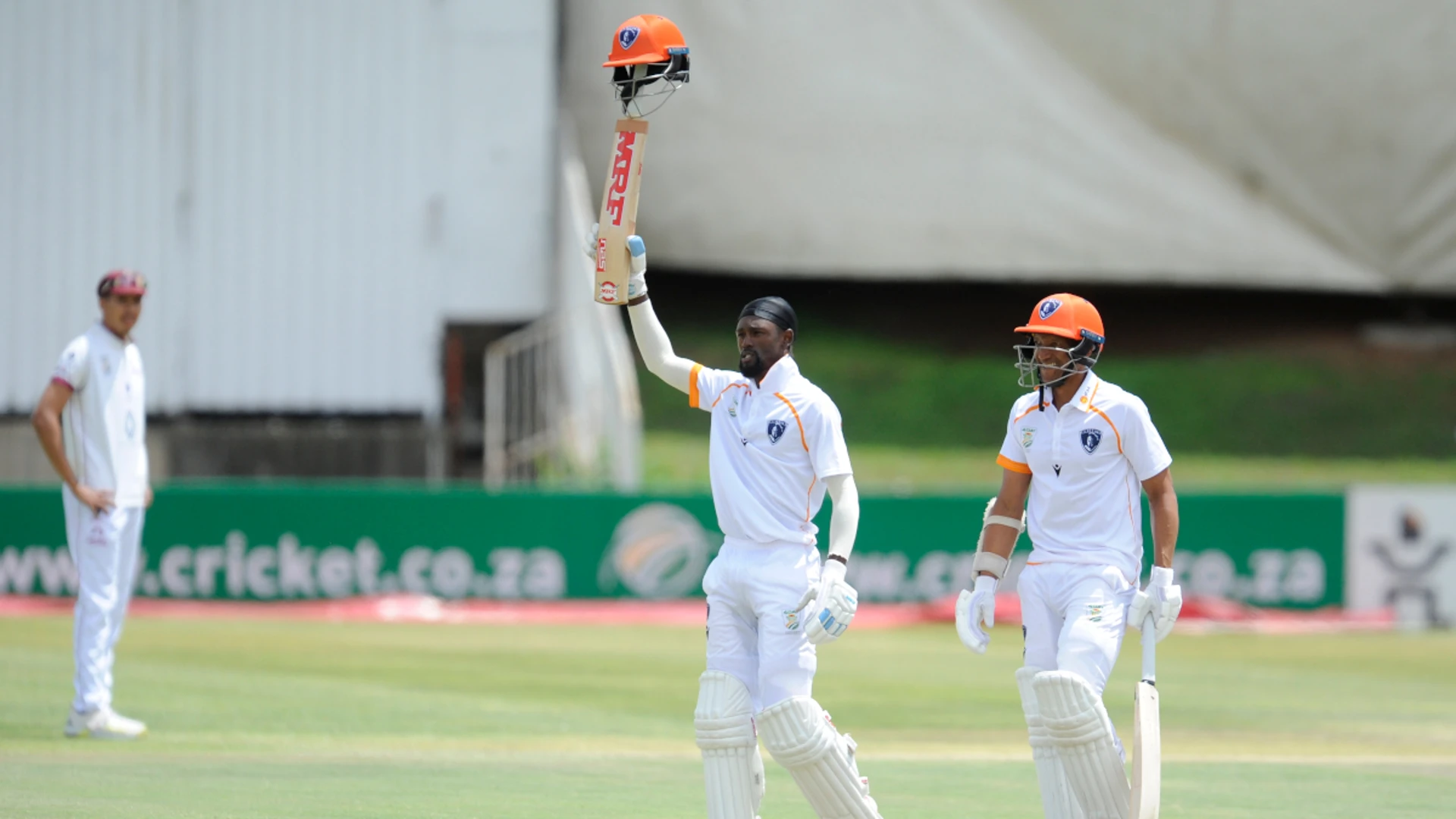 Day 3: Senokwane slays Dragons as Knights take control