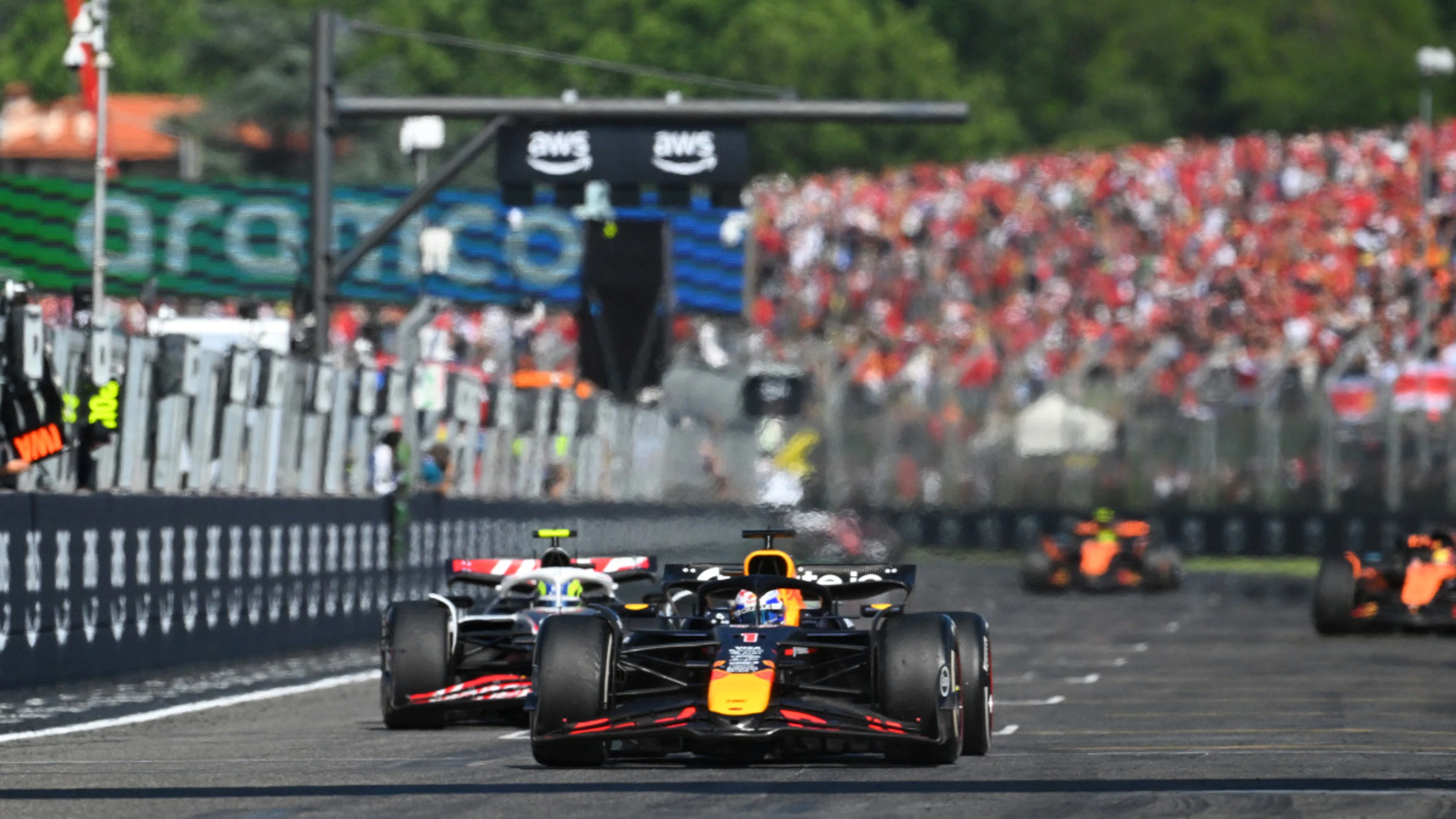 Brilliant Verstappen wins Emilia Romagna GP, Hamilton fourth 