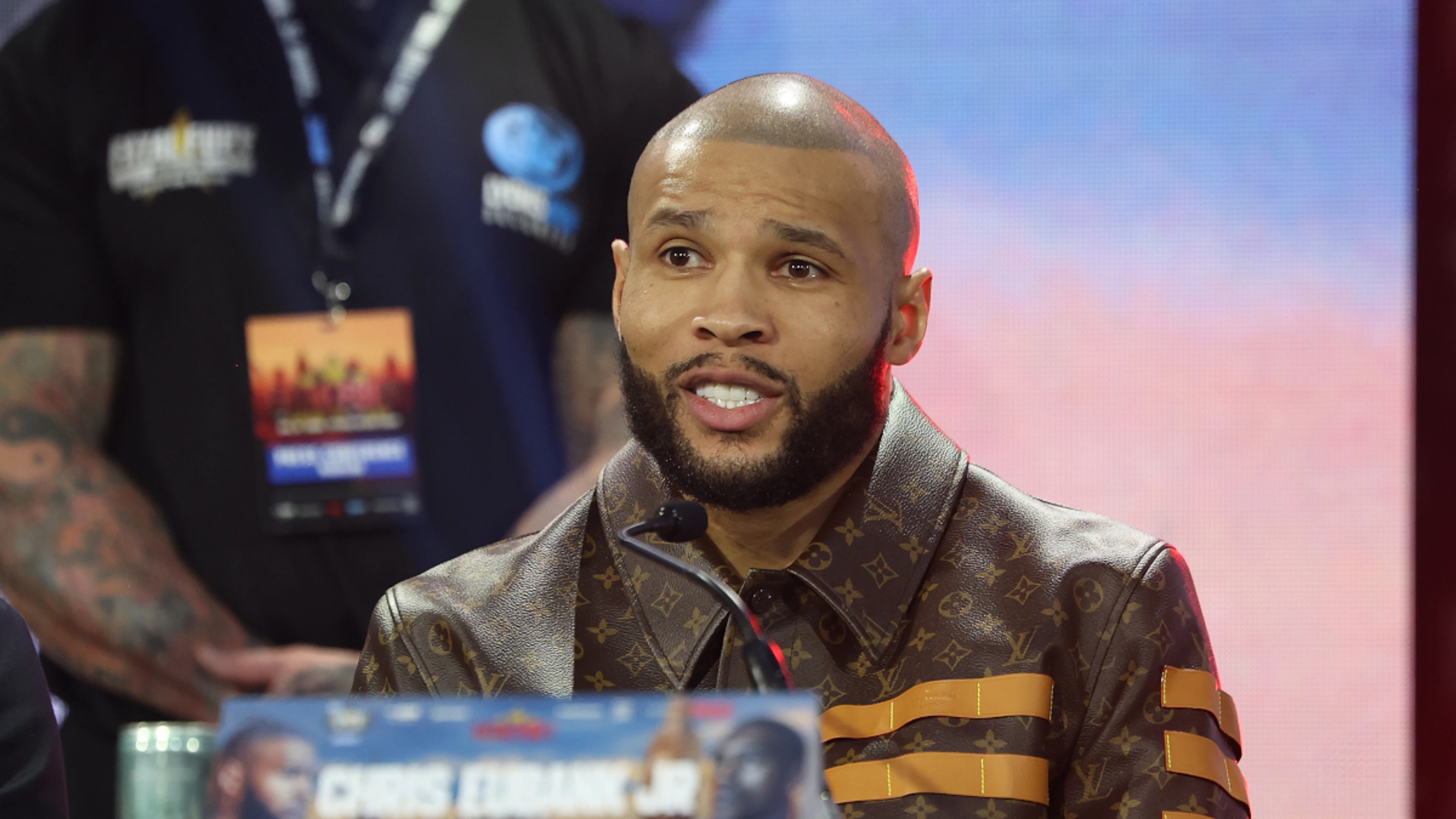 Eubank Jr talks of family pain ahead of Benn fight