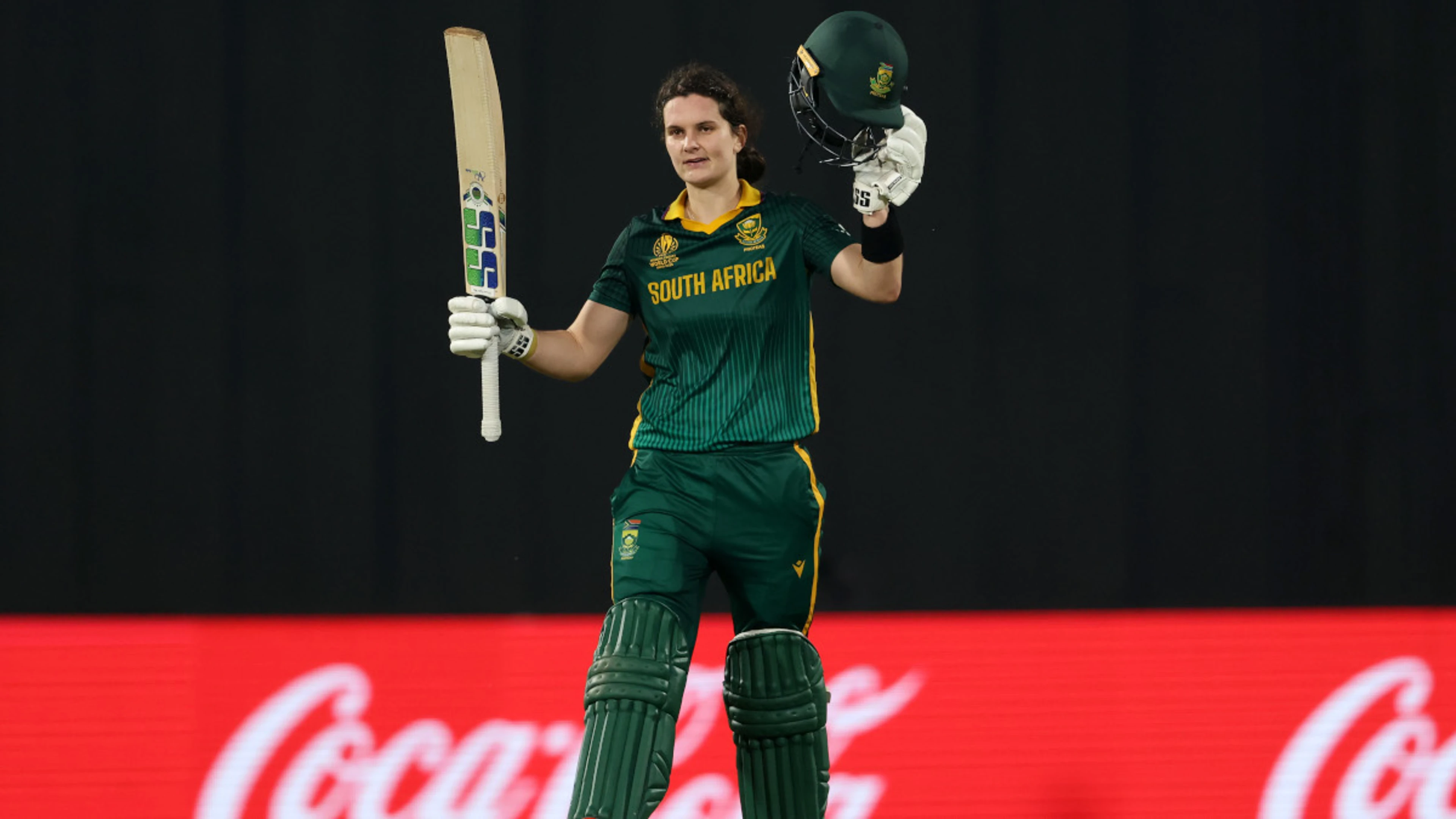 Wolvaardt raises her bat: 5 000 runs and still in full flight!